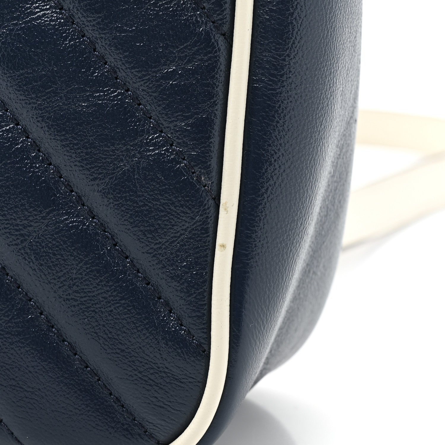 Gucci Vintage Effect Calfskin Matelasse Diagonal Small Torchon GG Marmont Shoulder Bag Blue Agata Mystic White 10 of 10