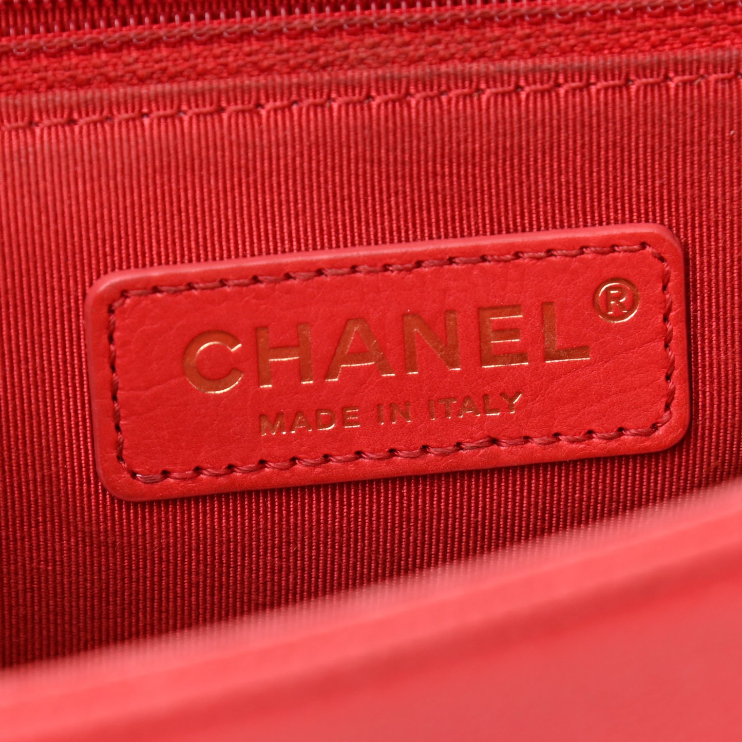 Caviar Quilted New Medium Boy Flap Dark Red