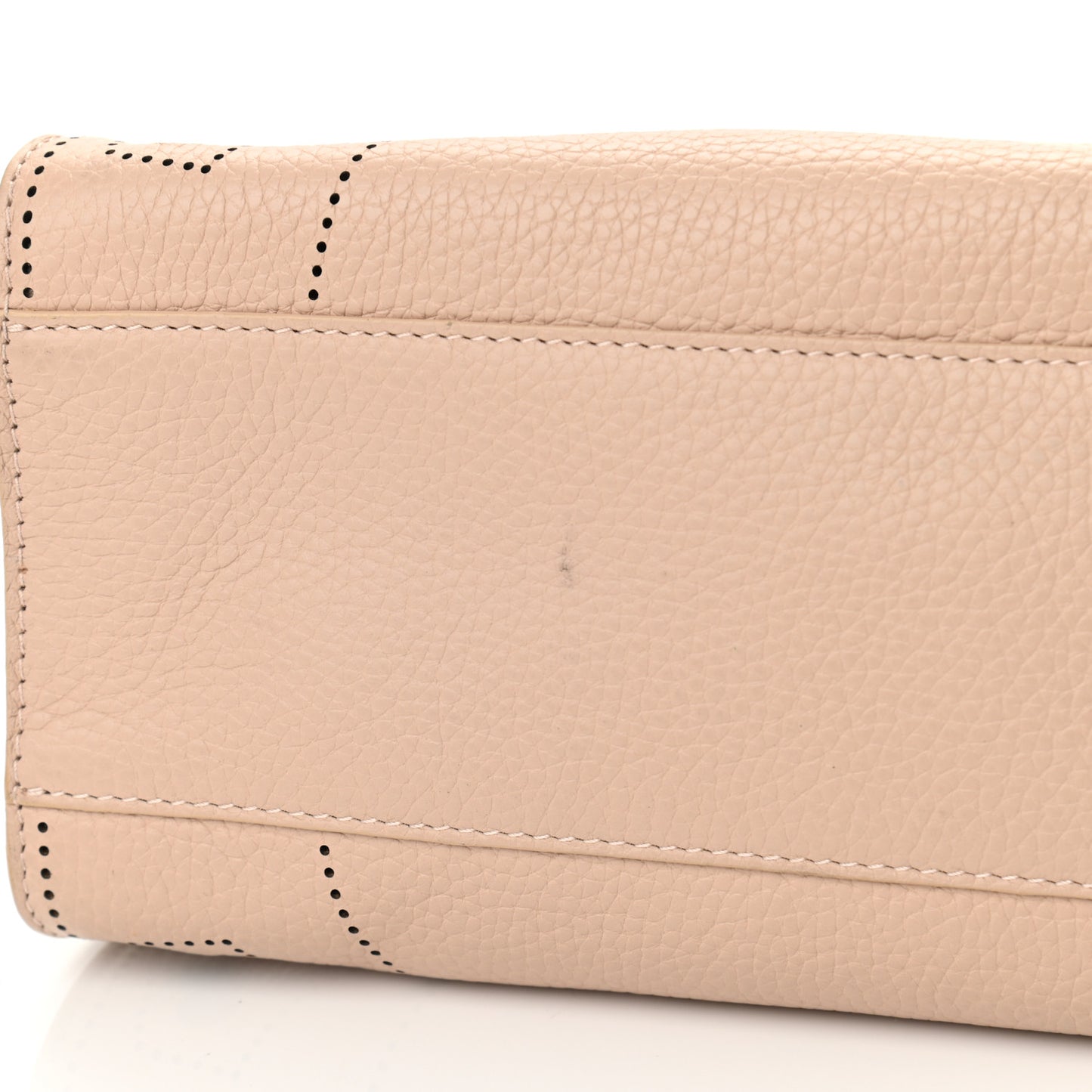 Veau Grana Perforated Blackout Hardware S City Beige Poudre