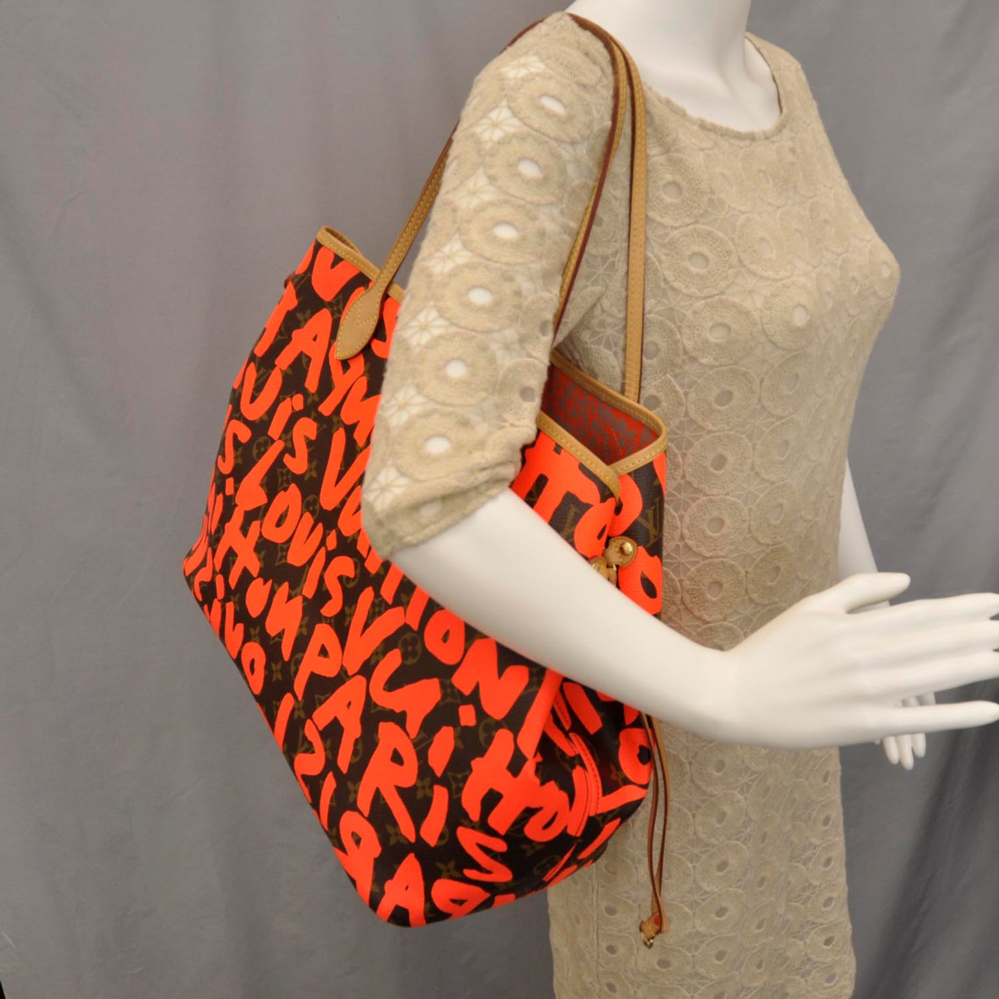 Monogram Graffiti Neverfull GM Orange