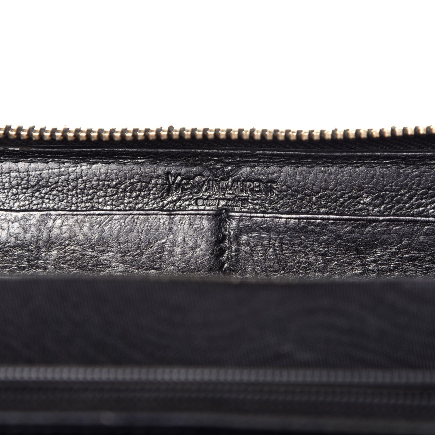 Buffalo Muse Zip Around Wallet Black