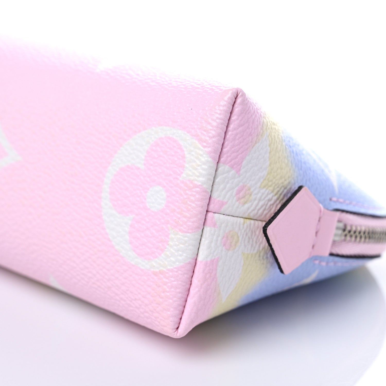 Louis Vuitton Monogram Giant Escale Cosmetic Pouch Pastel 8 of 8
