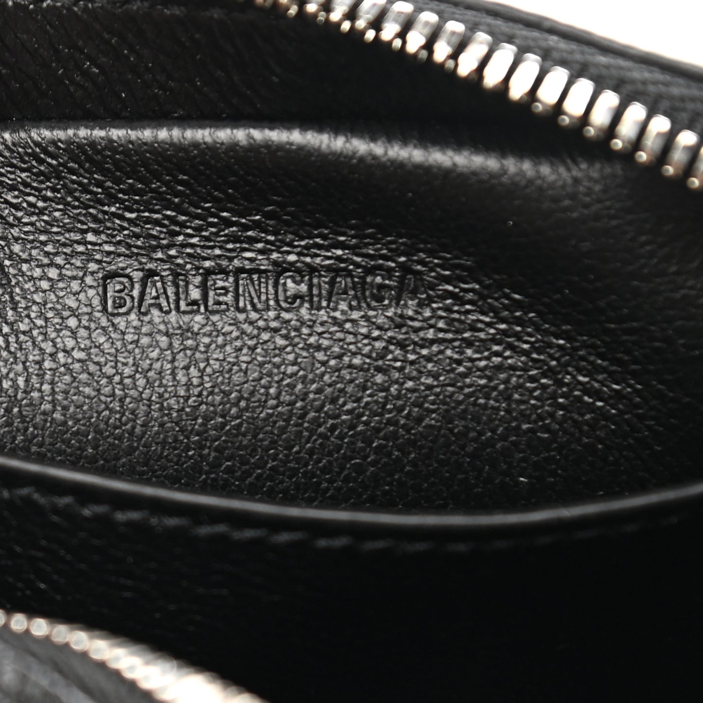 Grained Calfskin Logo Mini Cash Crossbody Pouch Black White