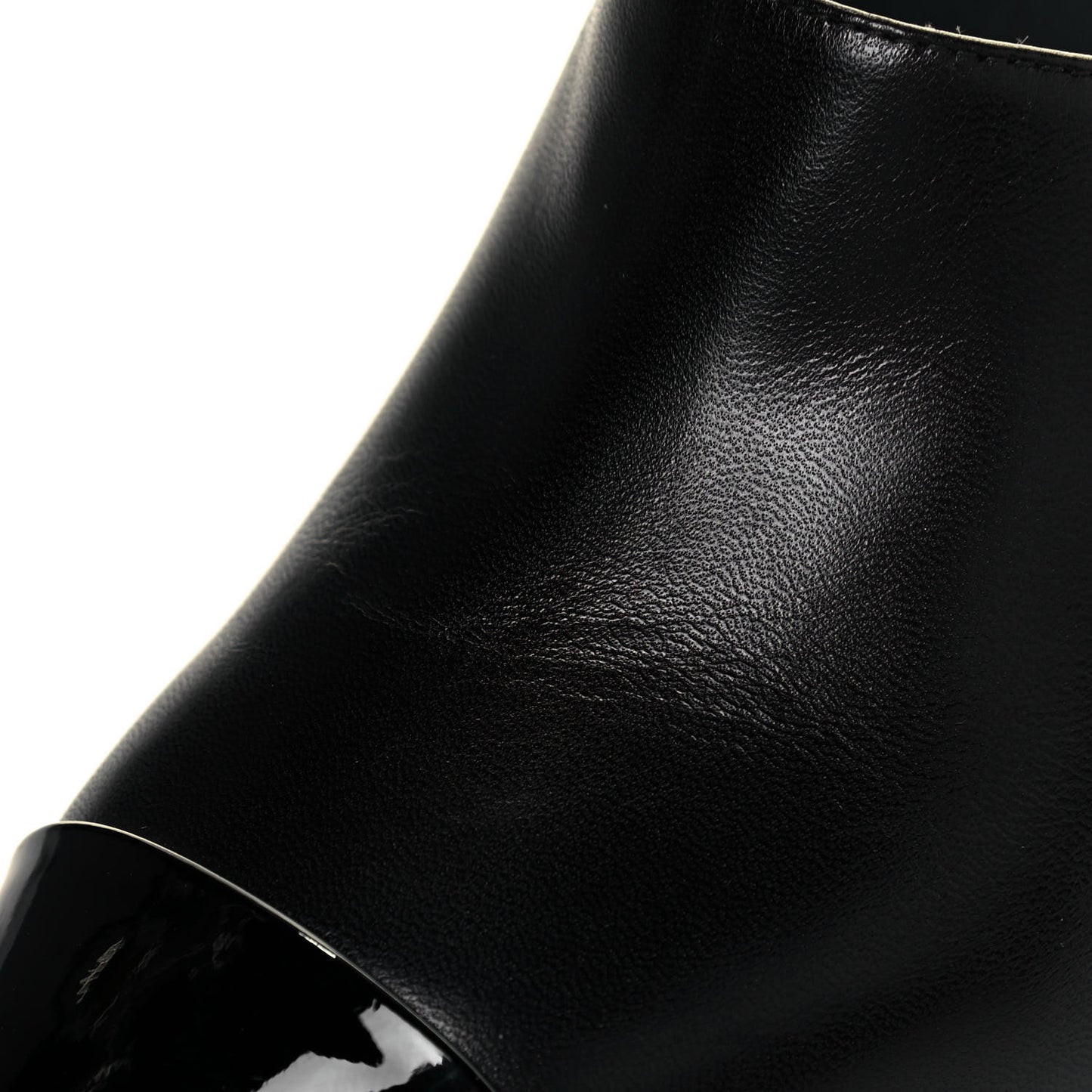 Lambskin Patent Cap Toe Pearl Mules 39.5 Black