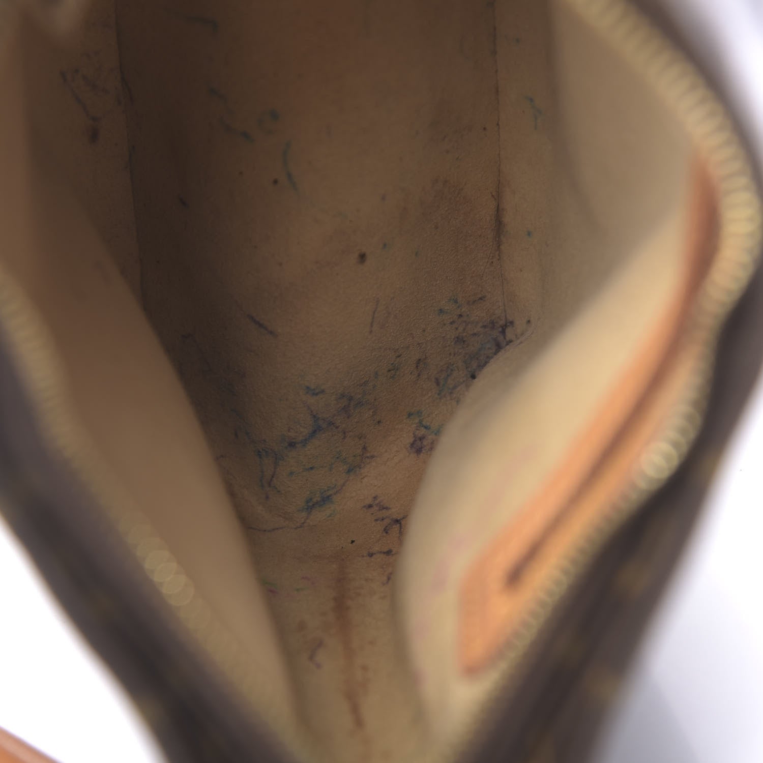 Louis Vuitton Monogram Looping MM 10 of 18