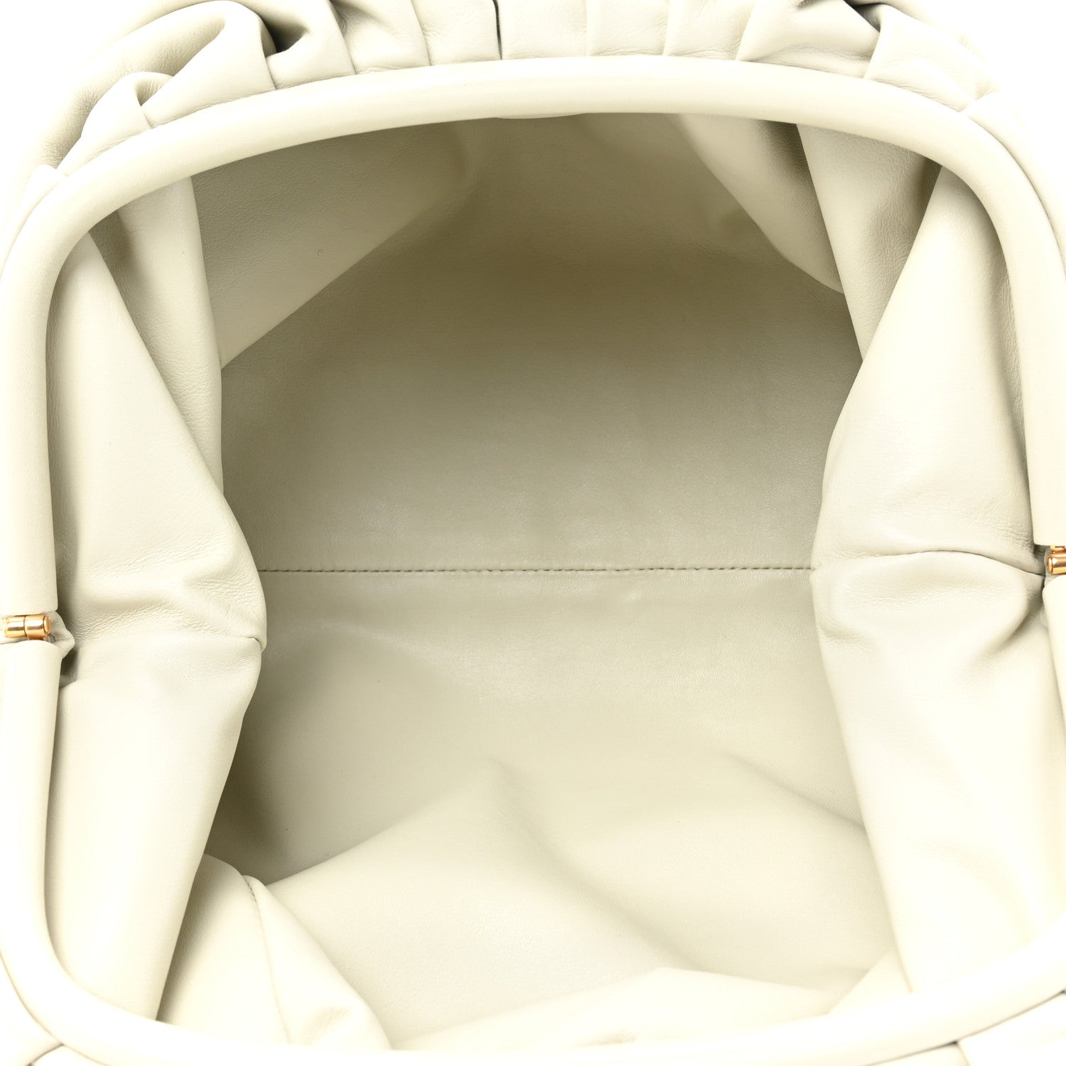Bottega Veneta Smooth Butter Calf The Pouch Oversized Clutch Plaster 5 of 8