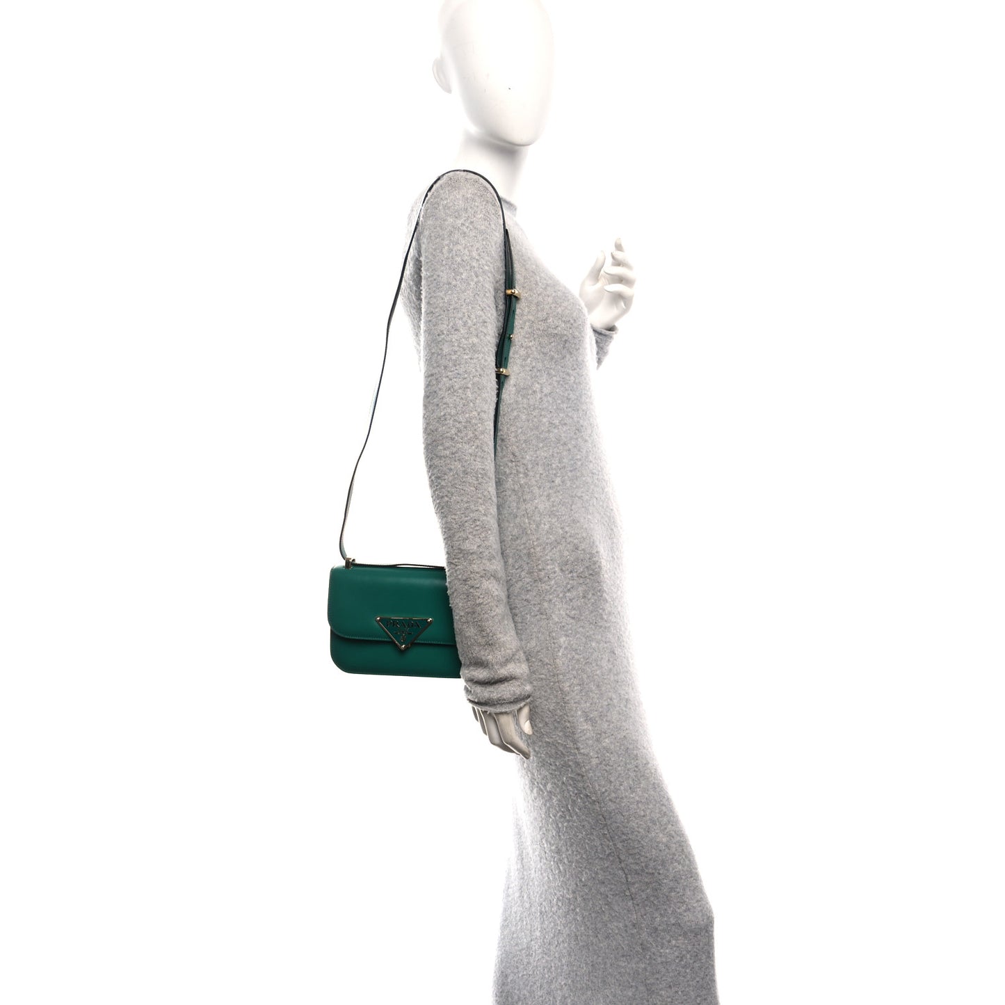 Box Calfskin Triangle Embleme Flap Shoulder Bag Assenzio