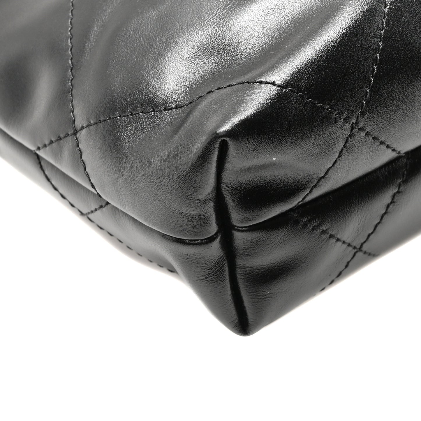 Shiny Calfskin Quilted Mini Chanel 22 Black