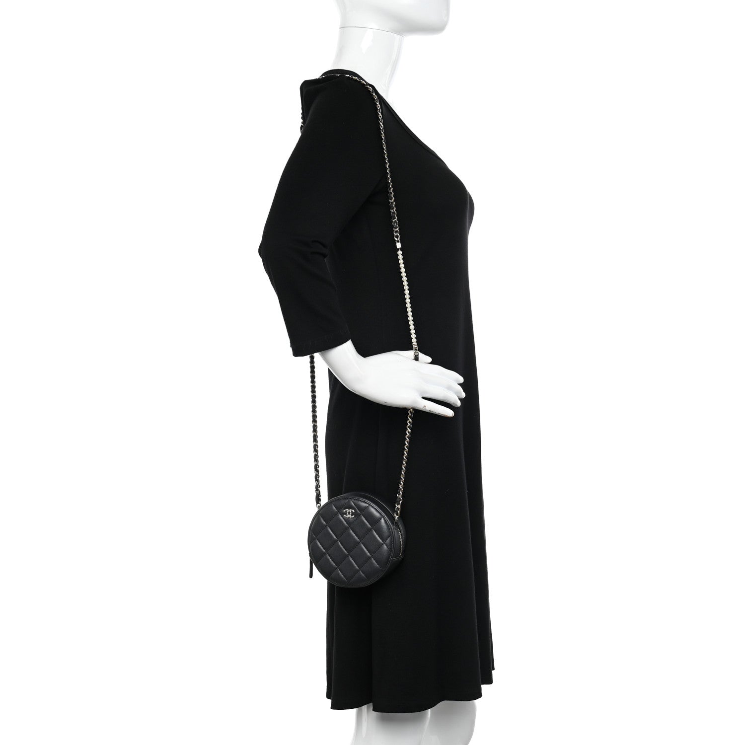 Chanel Iridescent Lambskin Quilted Pearl Round Clutch With Chain Black 2 of 10