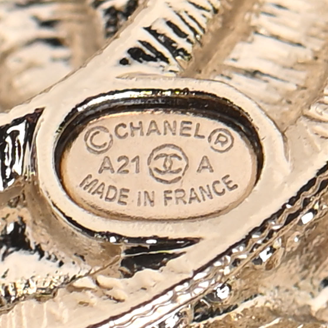 Chanel Enamel CC Earrings Black Gold 4 of 4