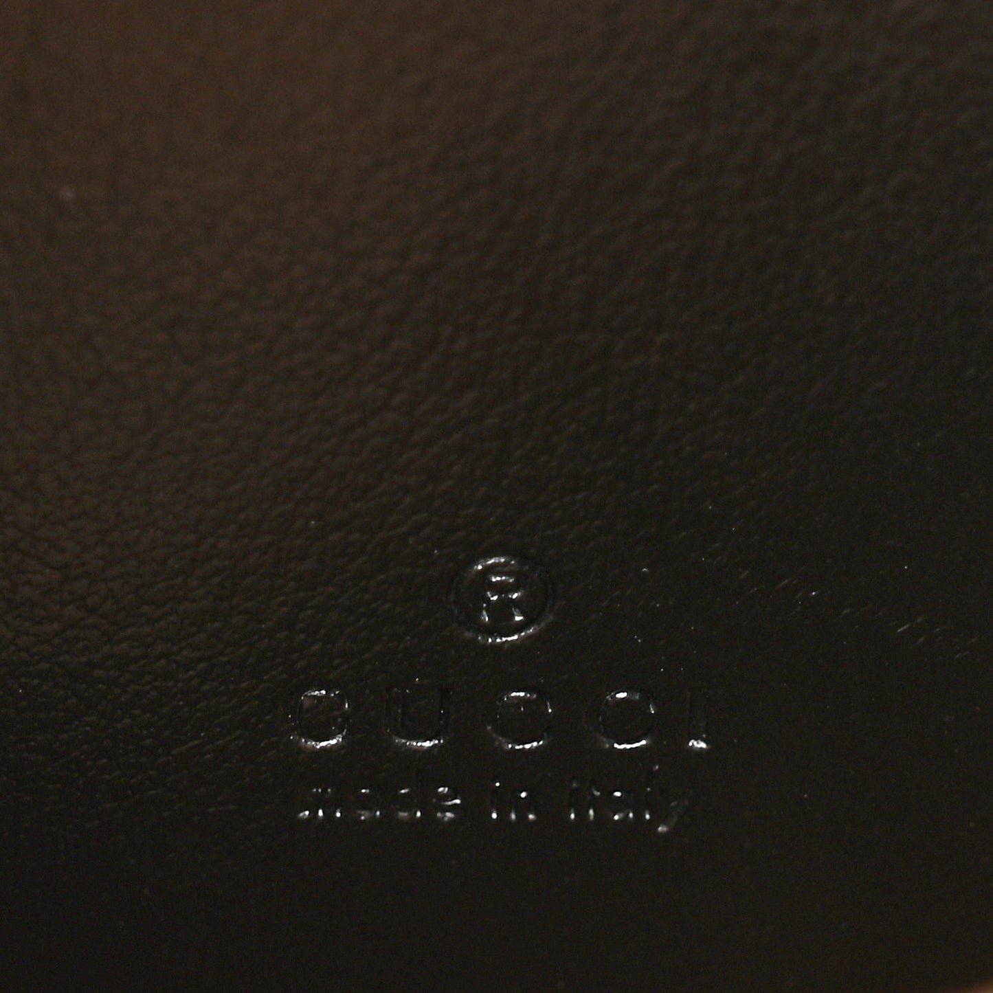 Calfskin Matelasse GG Marmont Round Wrist Wallet Black
