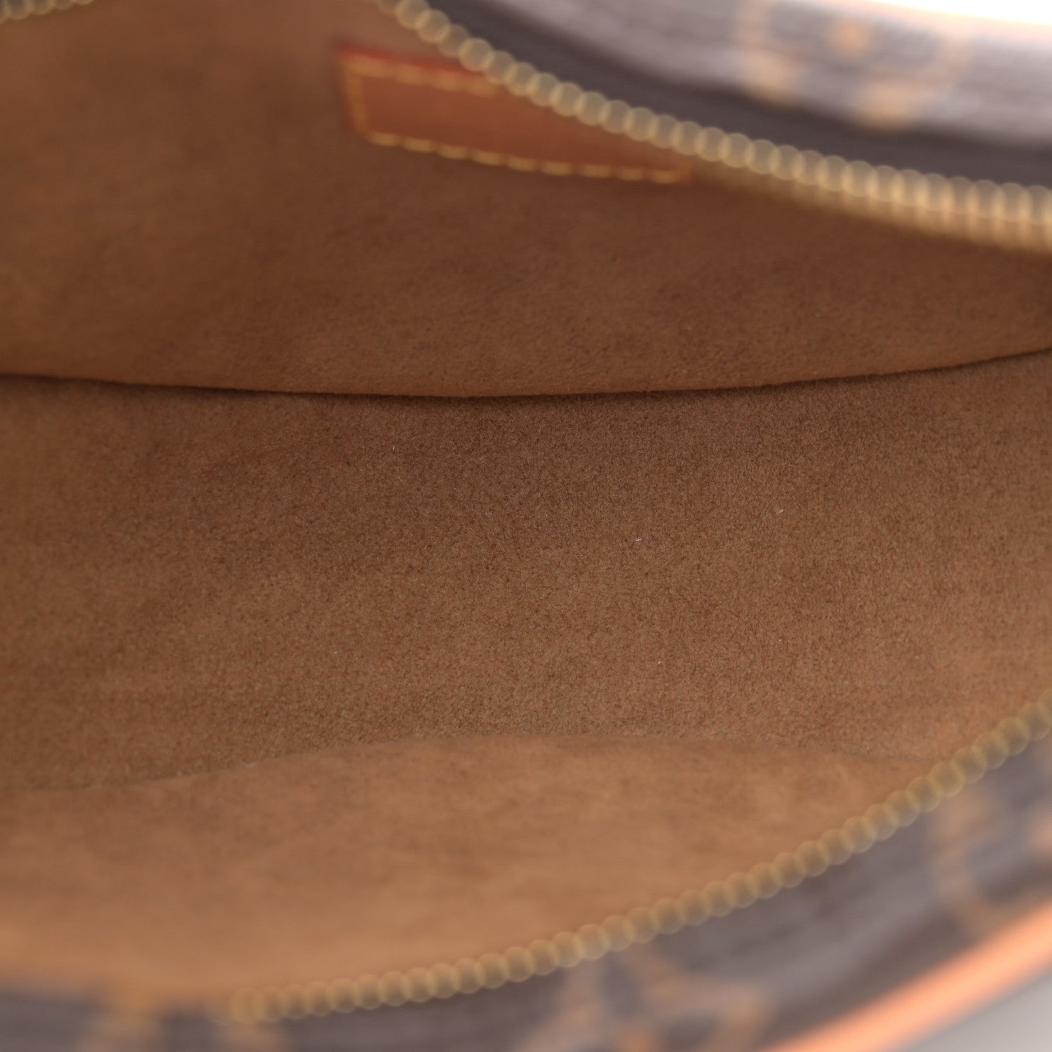 Louis Vuitton Monogram Loop 5 of 10