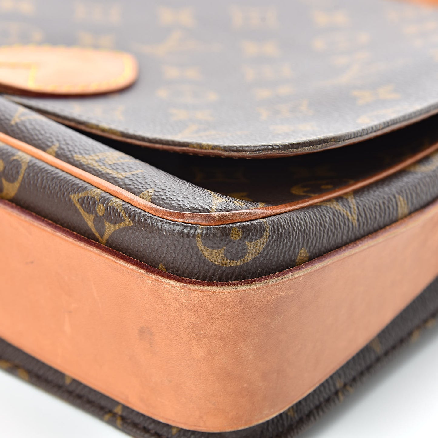 Monogram Cartouchiere 26