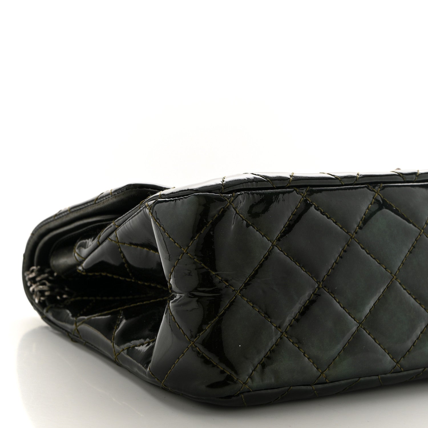 Chanel Patent Quilted 2.55 Reissue 226 Flap Green 9 of 10