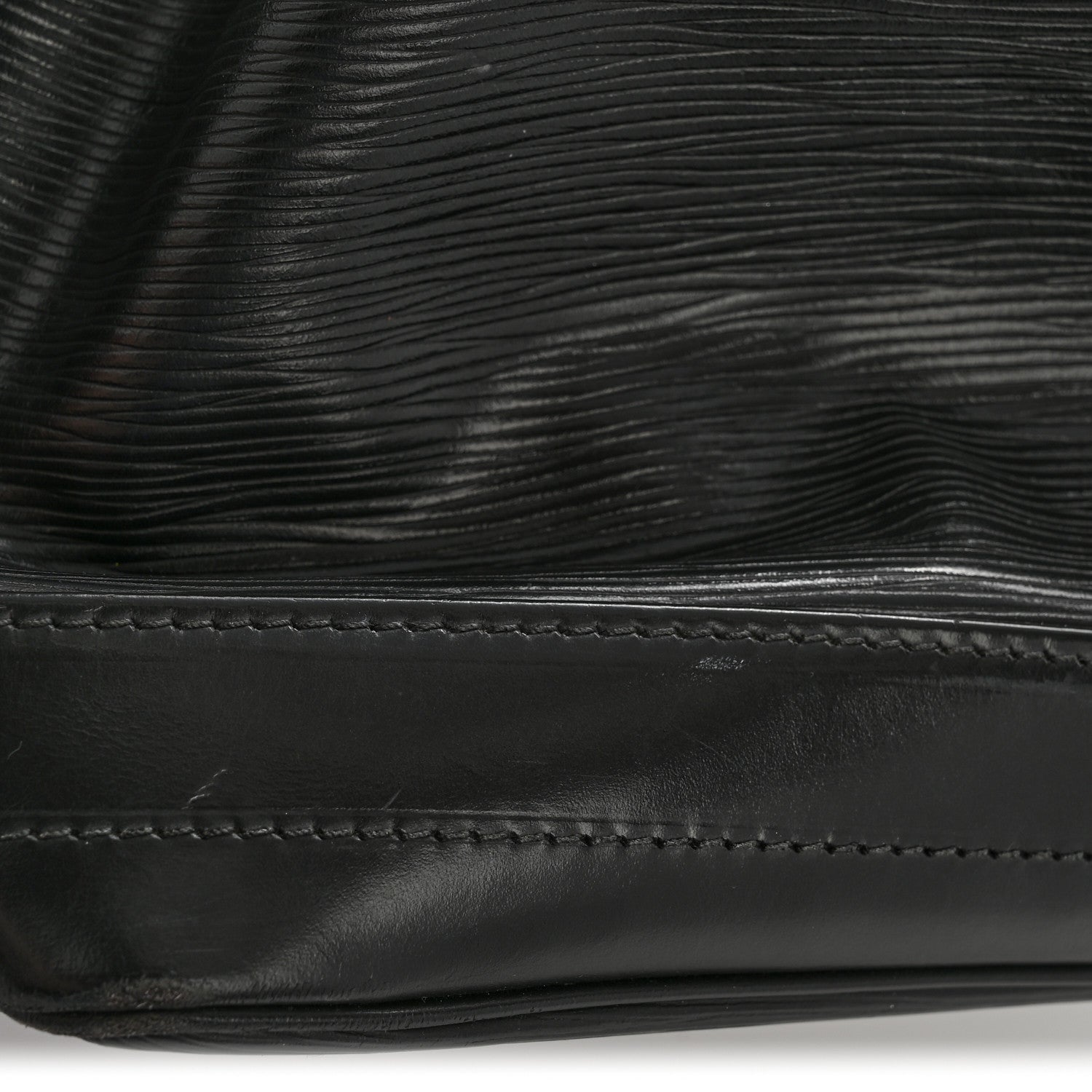 Louis Vuitton Epi Noe Black 17 of 17