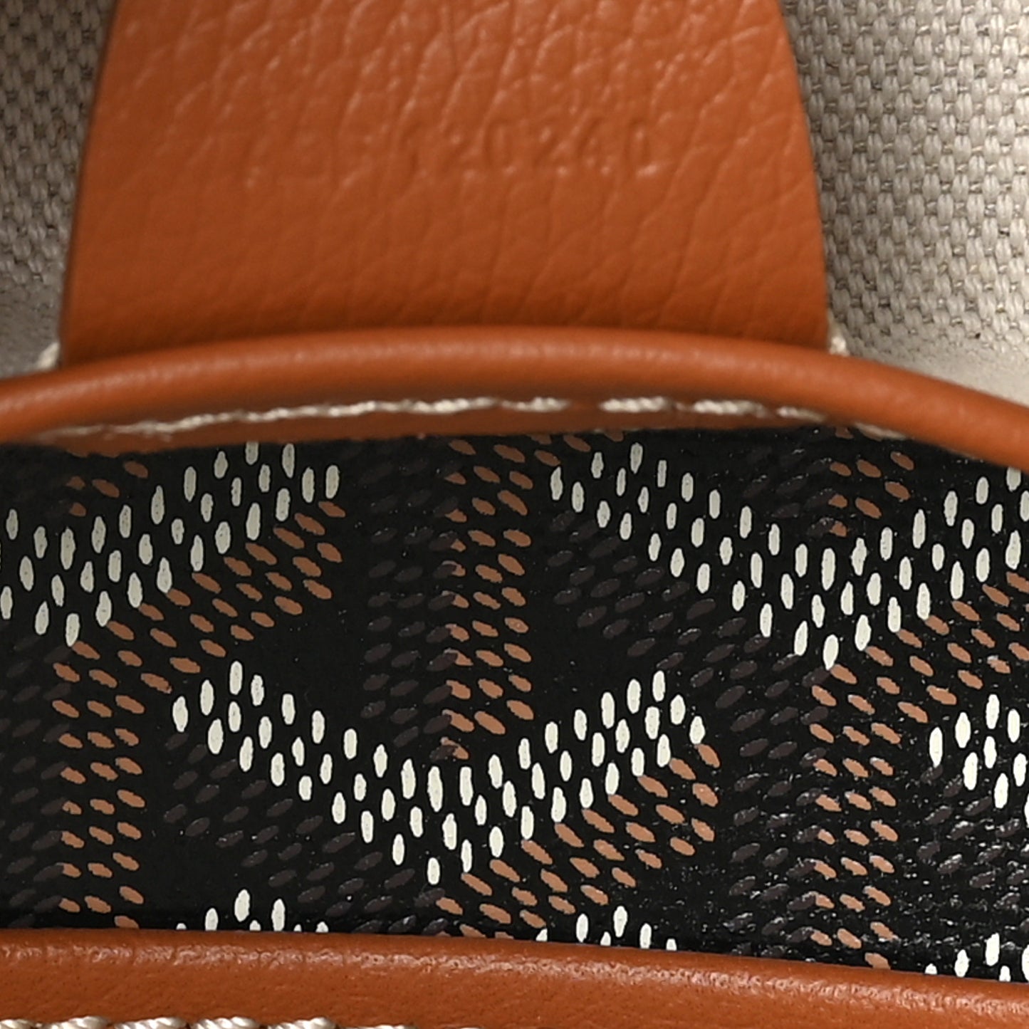 Goyardine Artois MM Black Gold