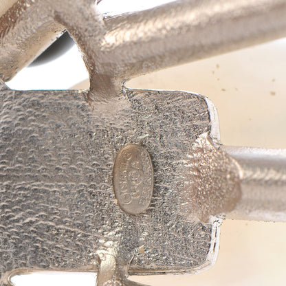 Chanel Crystal Baguette White Agate CC Knuckle Ring White Black 5 of 5