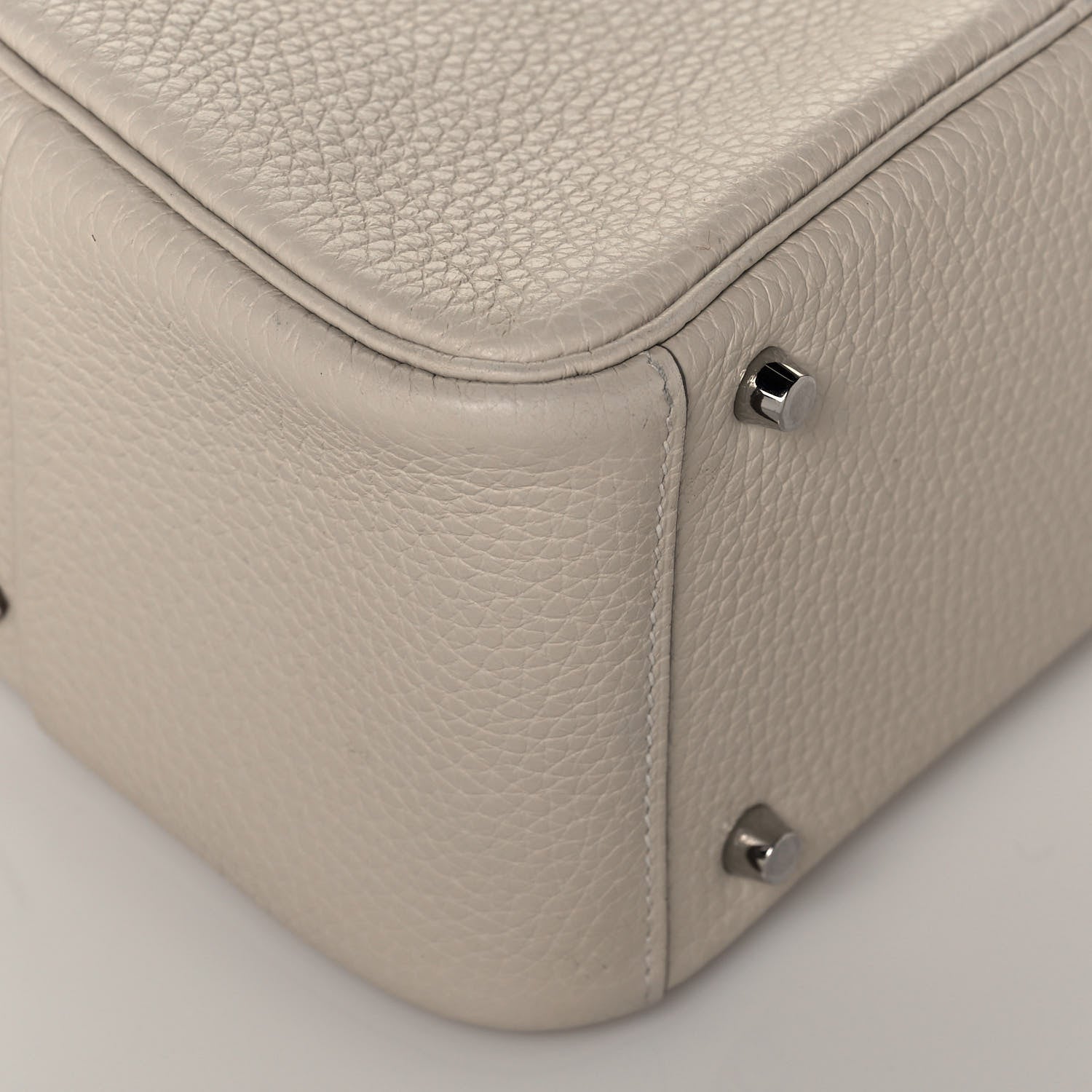 Hermes Taurillon Clemence Mini Lindy 20 Craie 10 of 13
