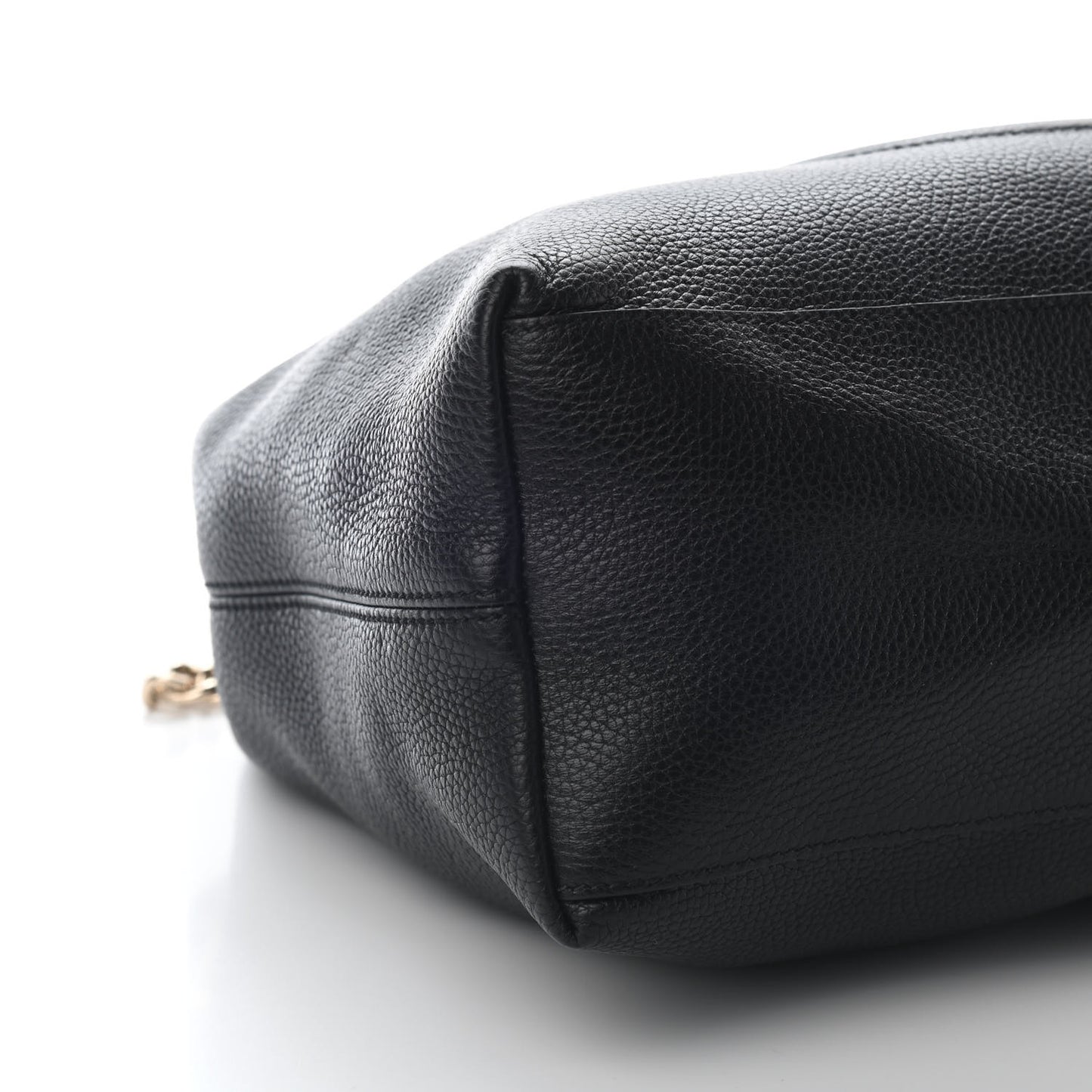 Pebbled Calfskin Medium Soho Chain Shoulder Bag Black