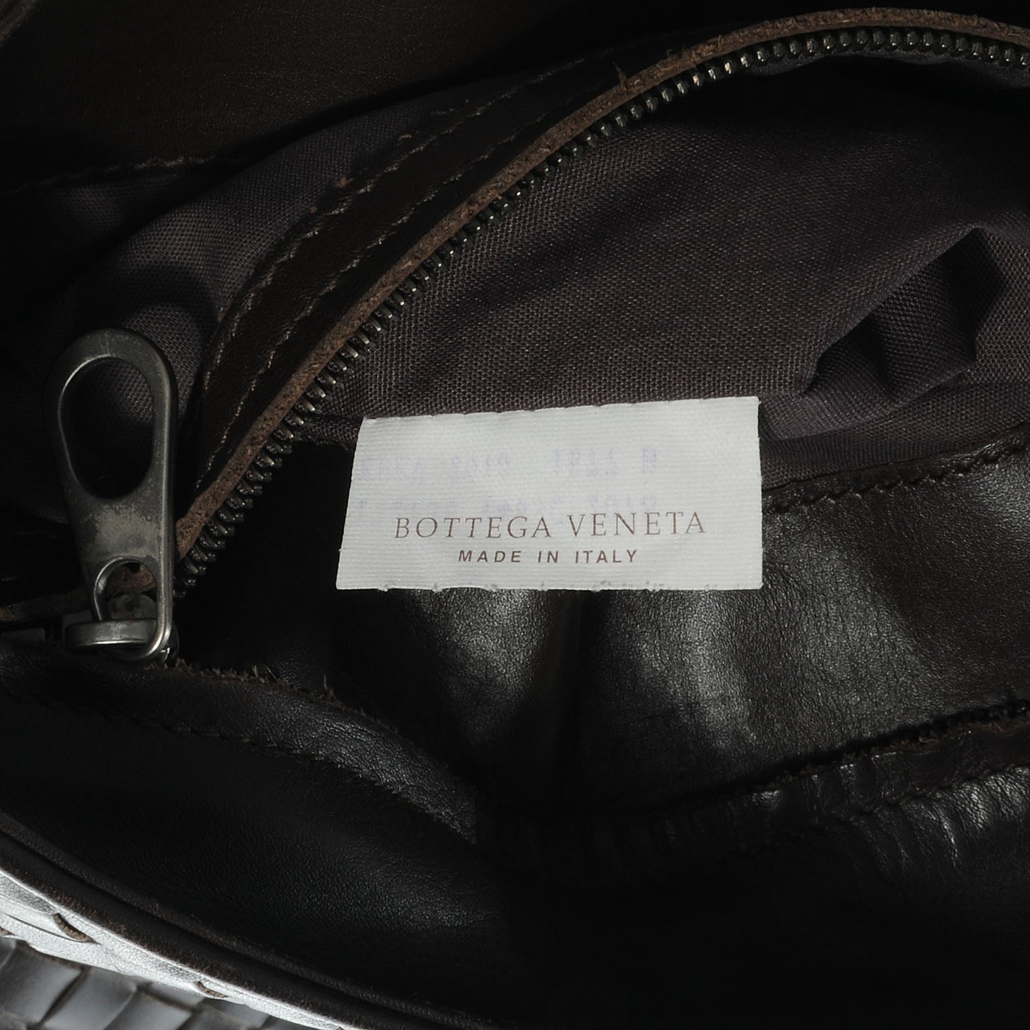 Bottega Veneta Nappa Intrecciato VN Flat Messenger Bag Ebano 7 of 8