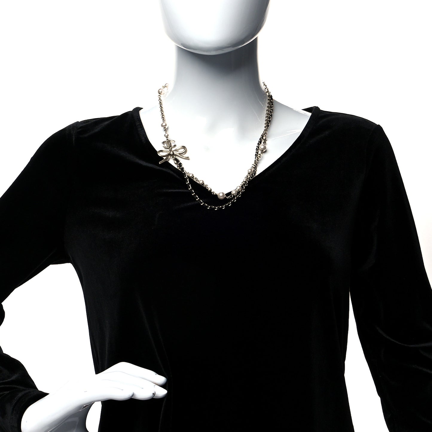 Calfskin Pearl Metal CC Bow Necklace Gold White Black