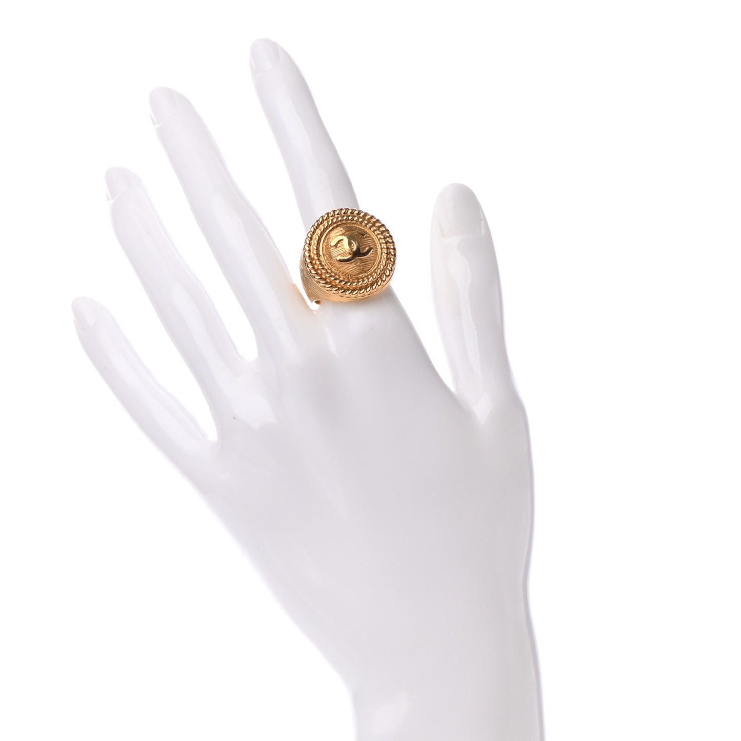 Metal CC Ring 7.5 Gold