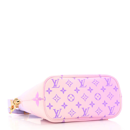 Louis Vuitton Monogram Giant Spring In The City Marshmallow Hobo PM Sunrise Pastel 4 of 15