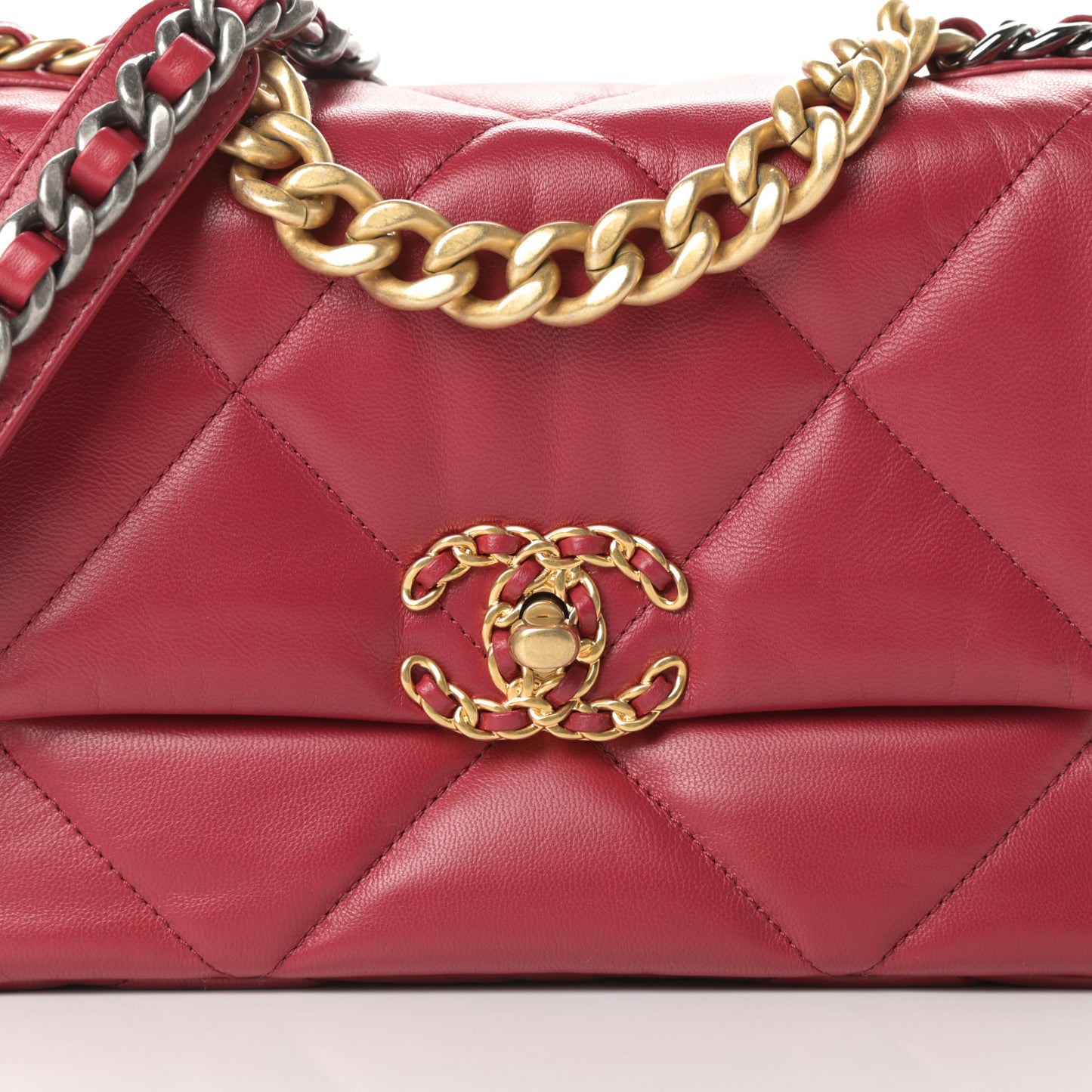 Goatskin Quilted Medium Chanel 19 Flap Red