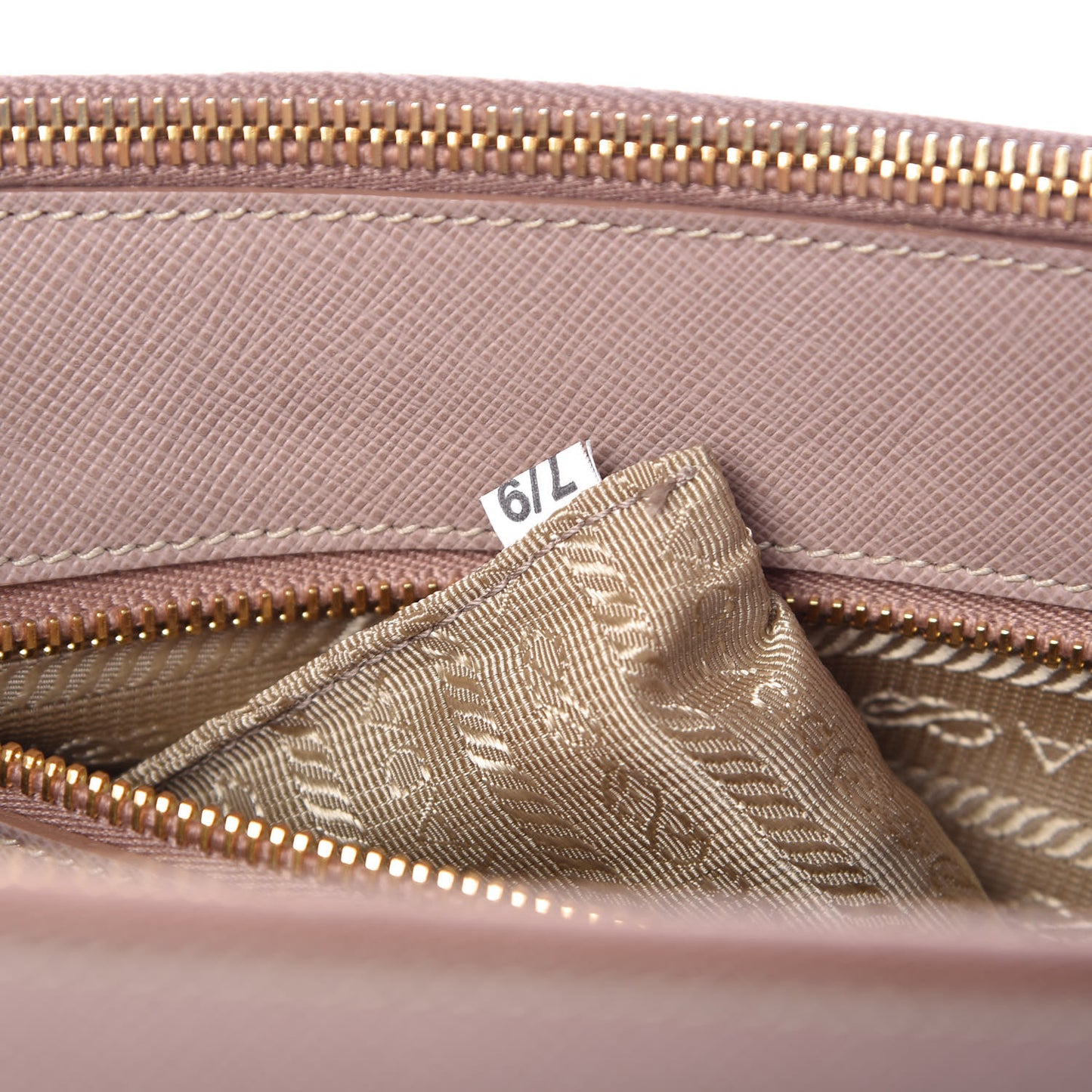 Saffiano Small Galleria Double Zip Tote Cammeo