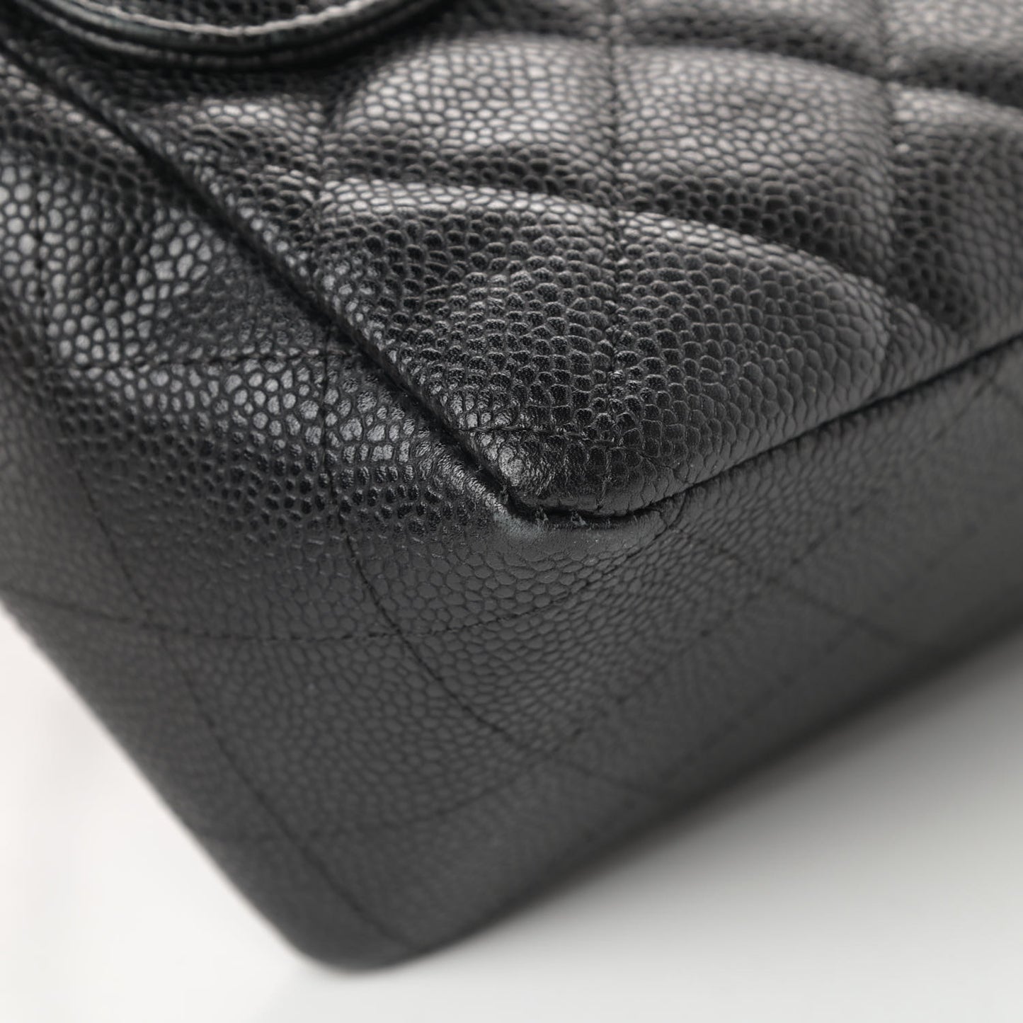 Caviar Quilted Jumbo Single Flap Black