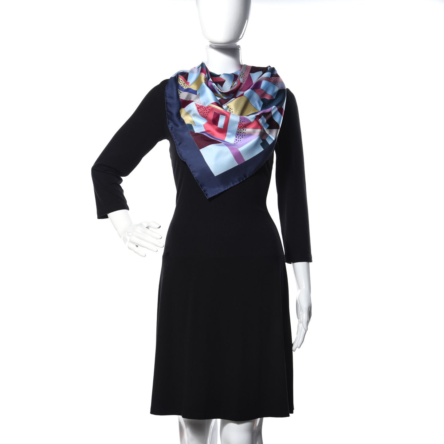 Silk On A Summer Day Scarf 90 Marine Bleu Ciel Prune