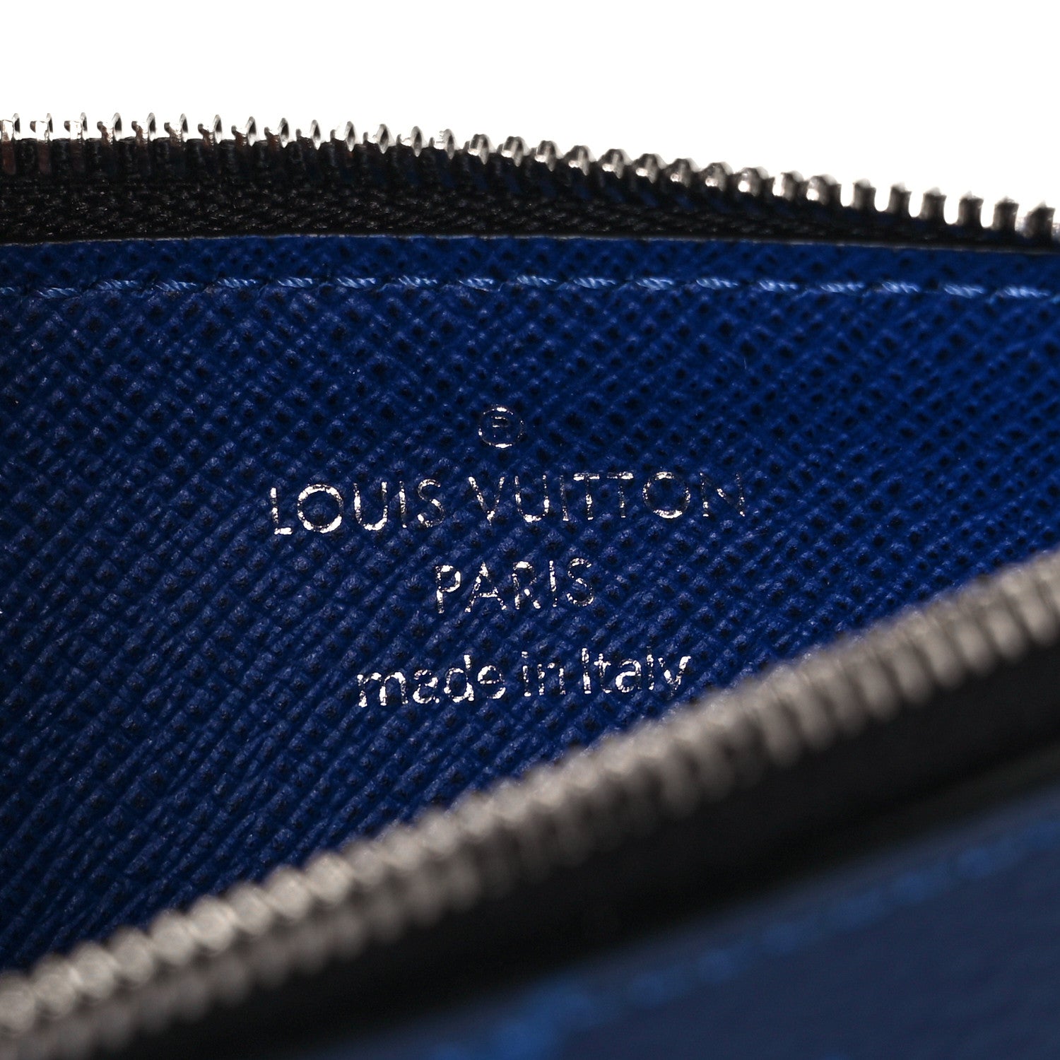 Louis Vuitton Monogram Taiga Coin Card Holder Cobalt 6 of 8