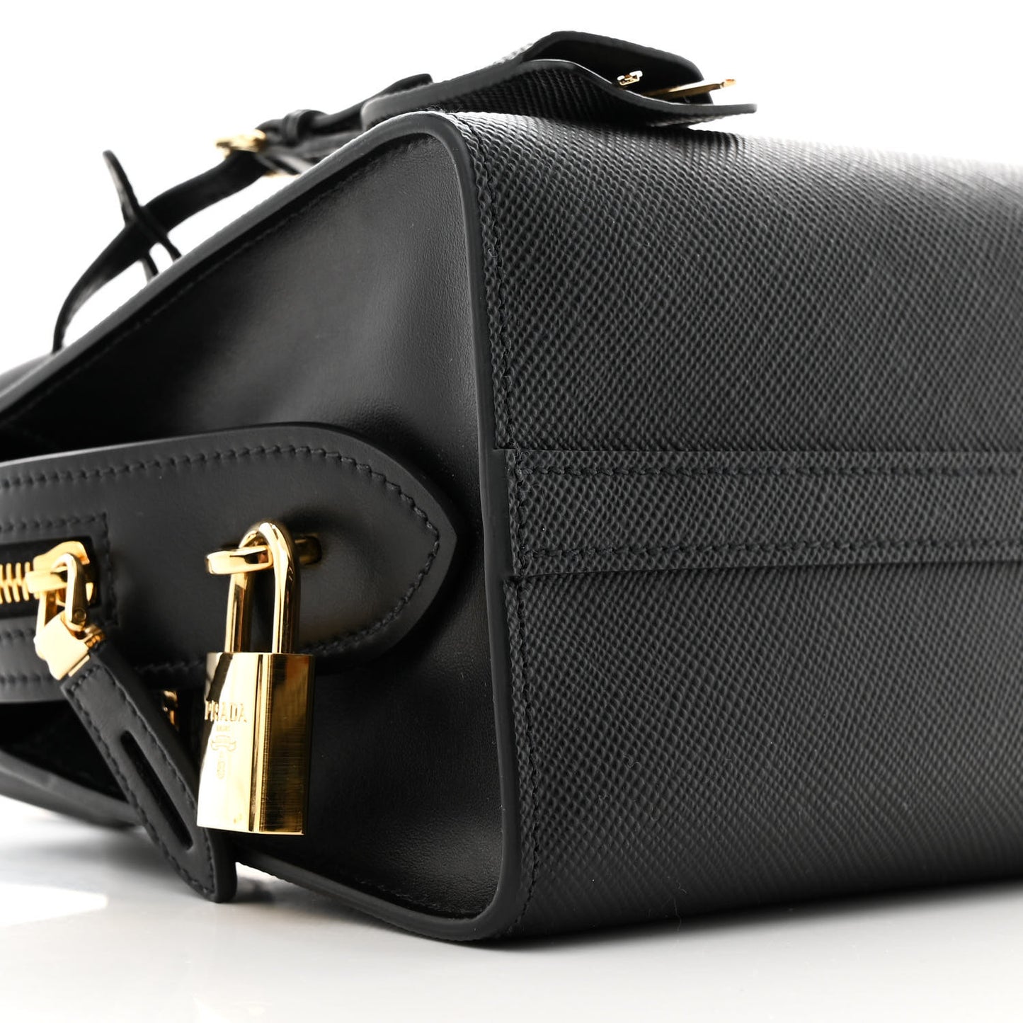 Saffiano Cuir Calfskin Small Kristen Black