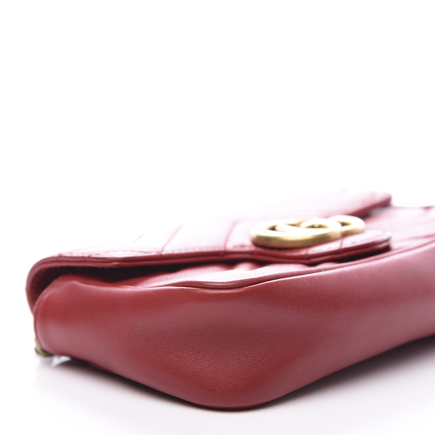 Calfskin Matelasse Super Mini GG Marmont Shoulder Bag Hibiscus Red