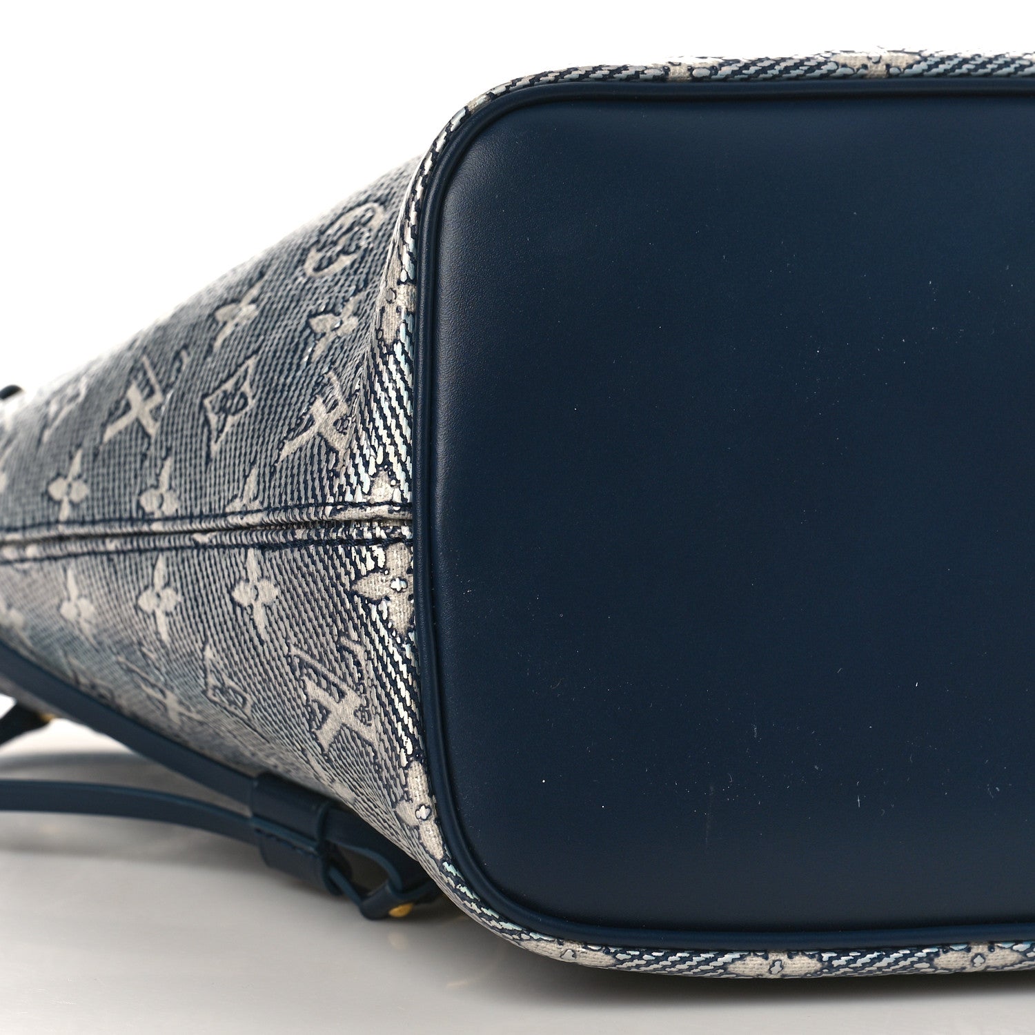 Louis Vuitton Monoglam Neverfull MM Blue 8 of 9