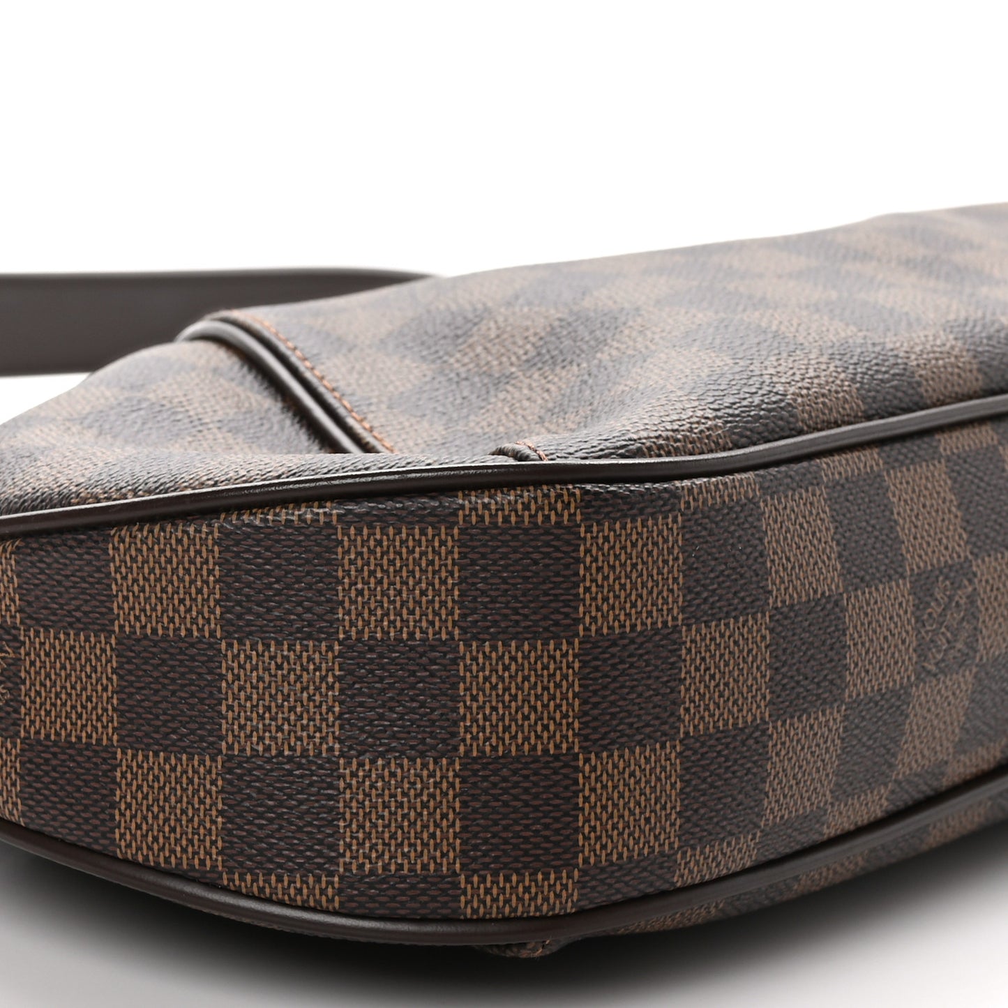 LOUIS VUITTON Damier Ebene Thames GM