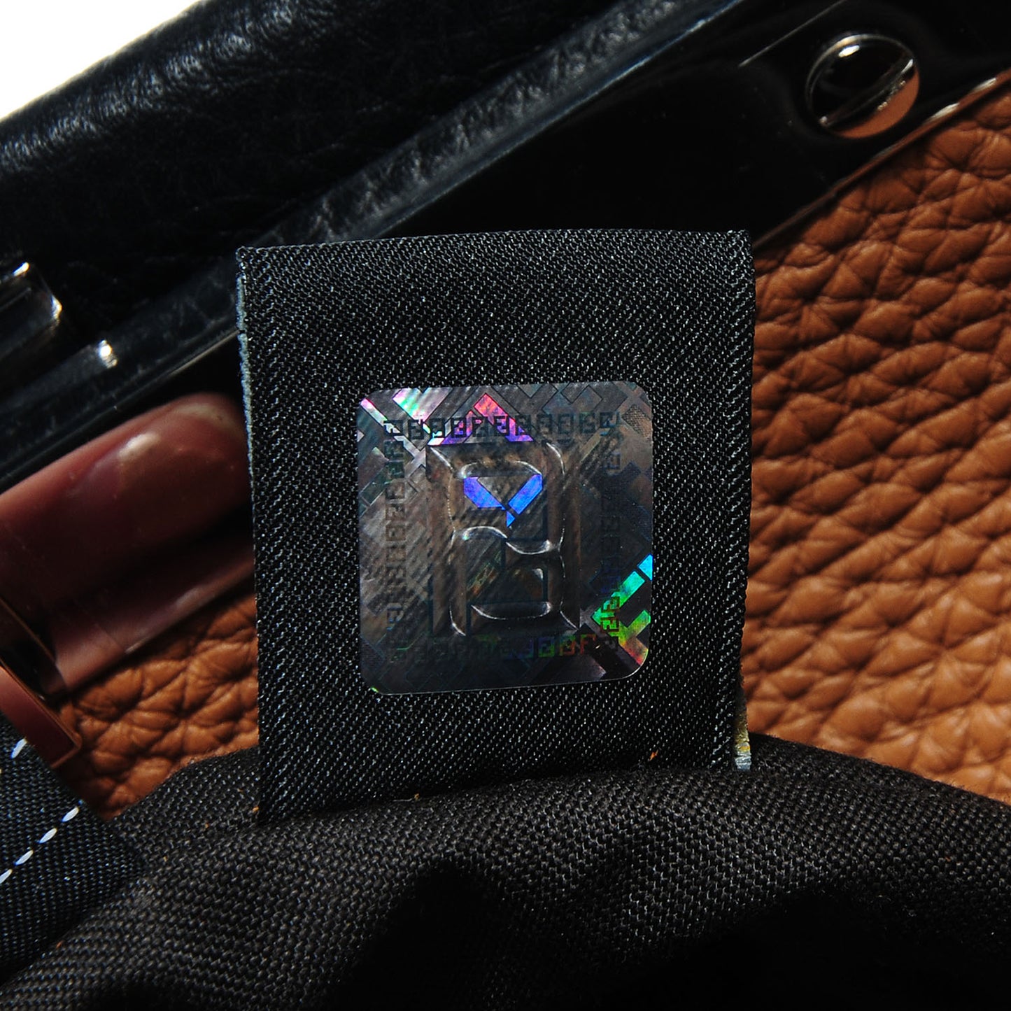 Cuoio Romano Selleria Bi-Color Large Peekaboo Iconic Satchel Black Mou