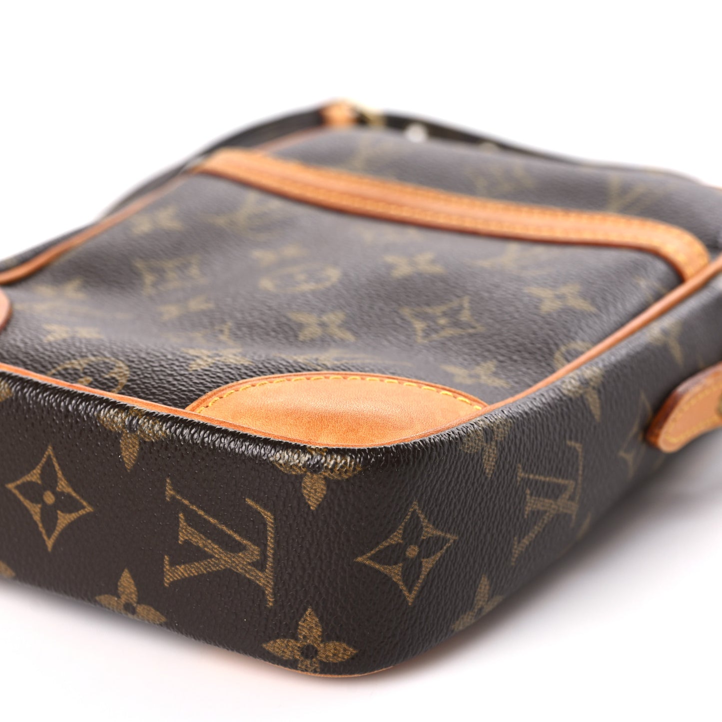 Monogram Danube 21