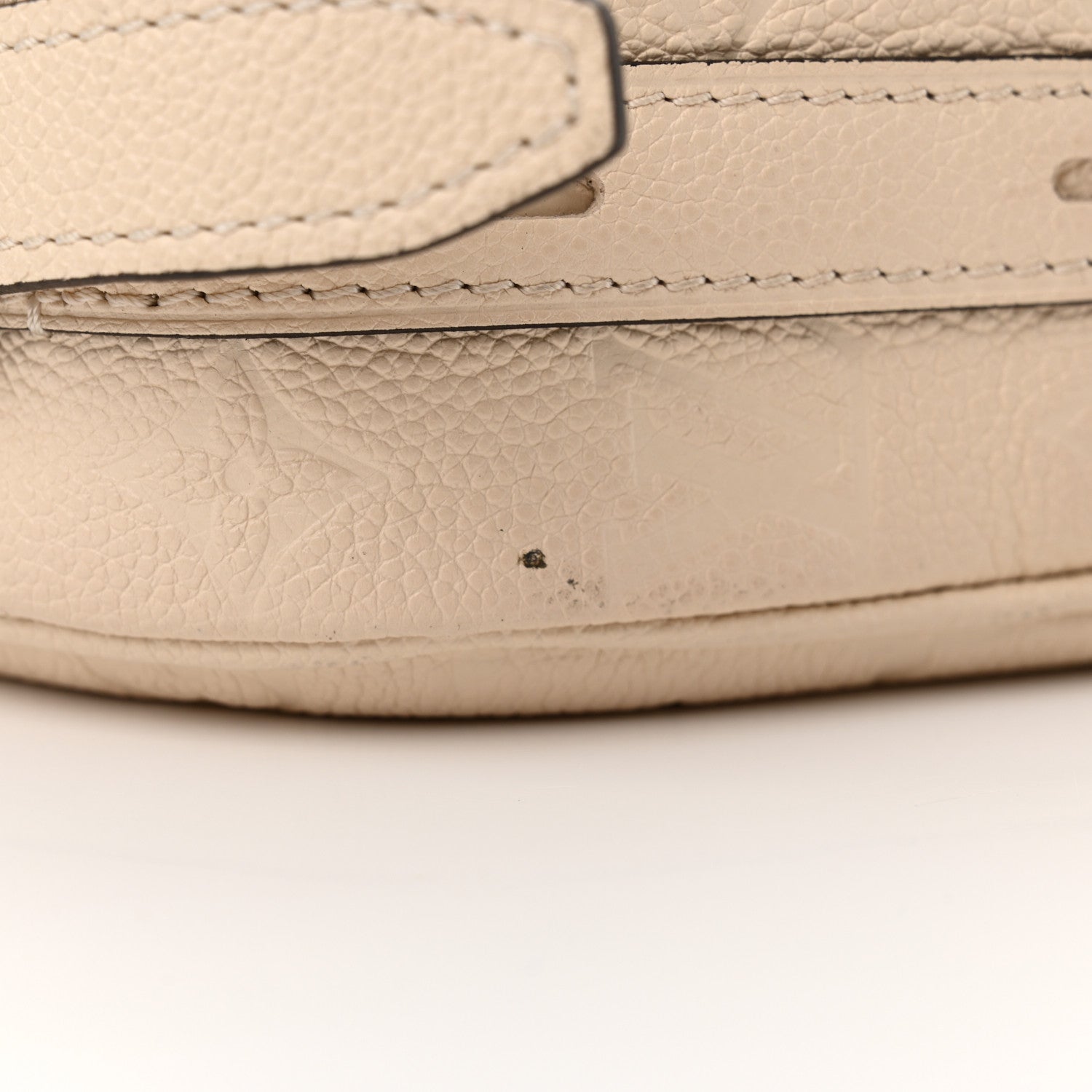 Louis Vuitton Empreinte Boite Chapeau Souple MM Creme 13 of 13