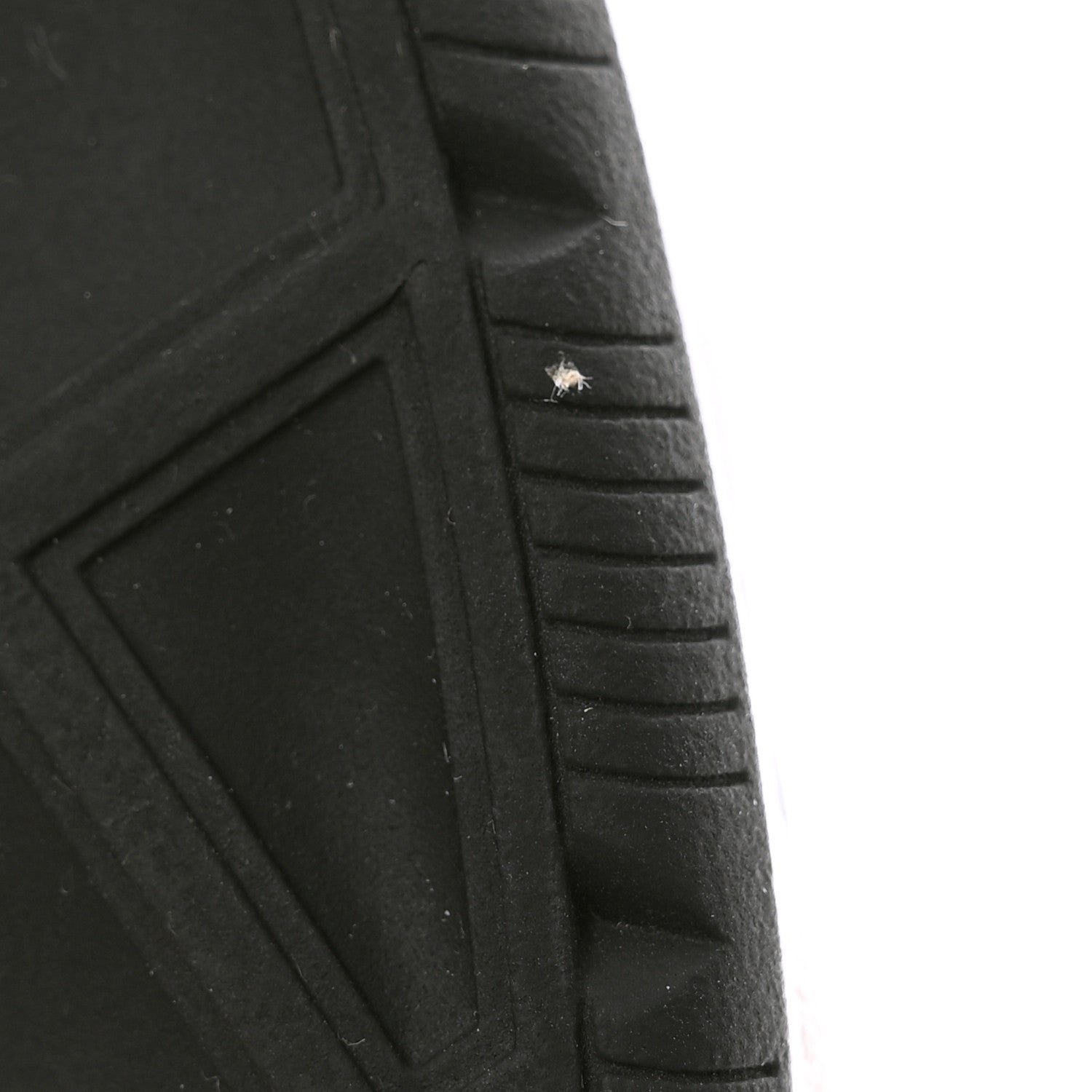 Chanel Velvet Calfskin Mixed Fibers CC Sneakers 37 Black 8 of 10