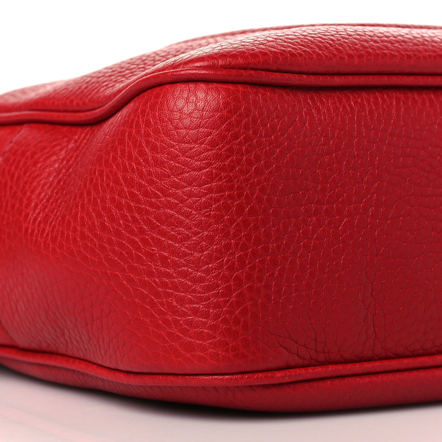 Pebbled Calfskin Small Soho Disco Bag Tabasco Red