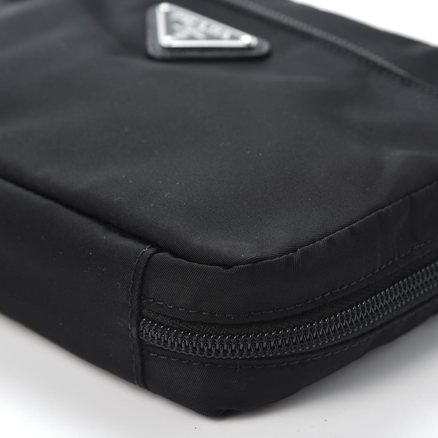 Tessuto Nylon Saffiano Maniglia Pouch Black