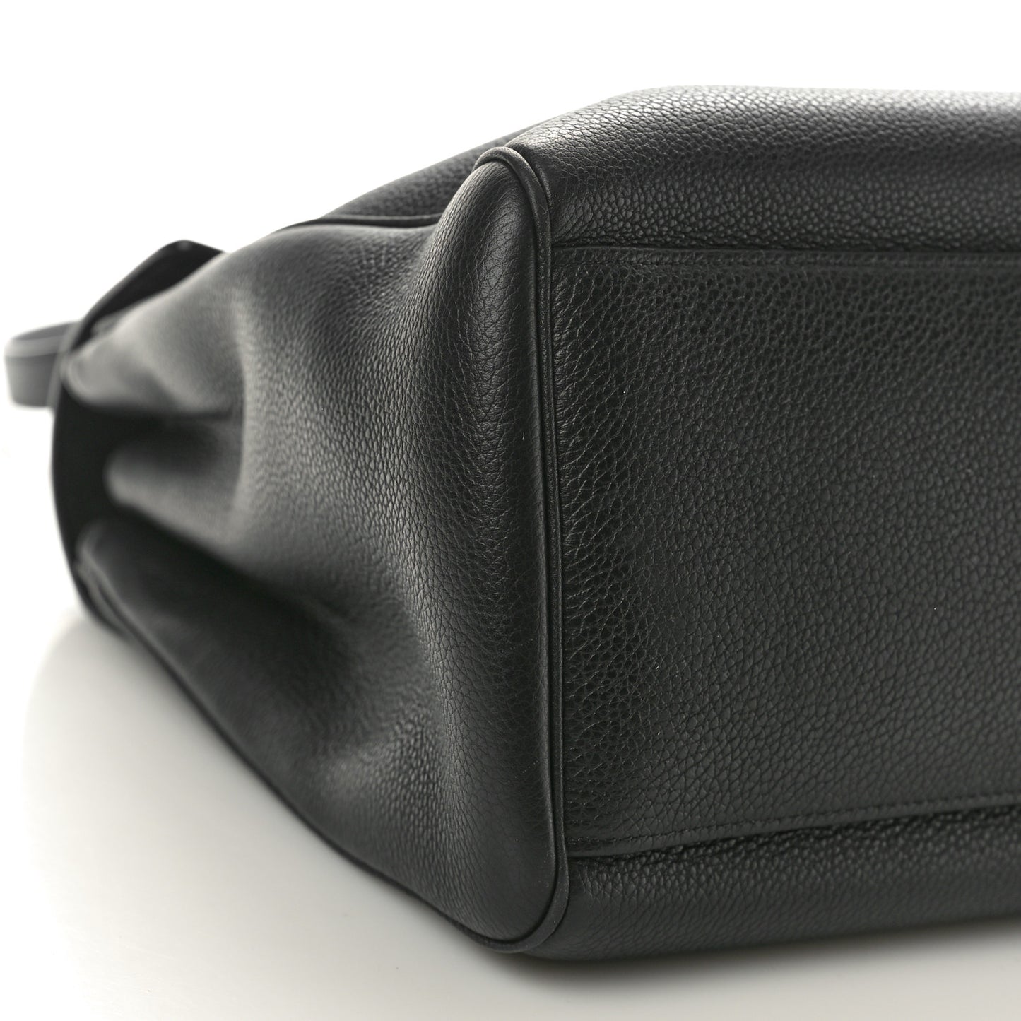 Supple Grained Calfskin Medium Soft 16 Bag Black