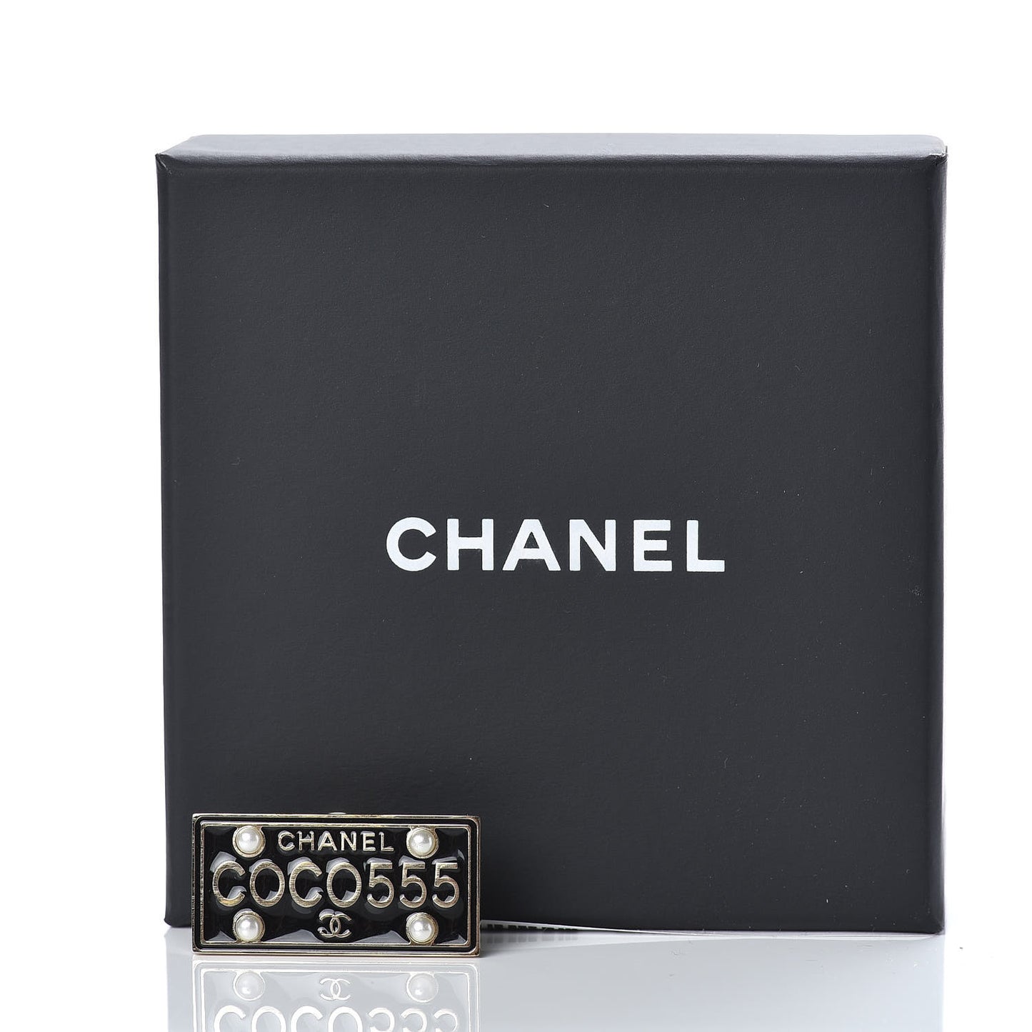 Metal Resin Pearl Coco License Plate Brooch Black Gold