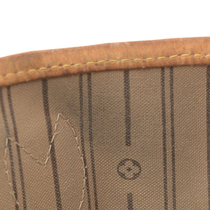 Louis Vuitton Monogram Neverfull MM 22 of 33