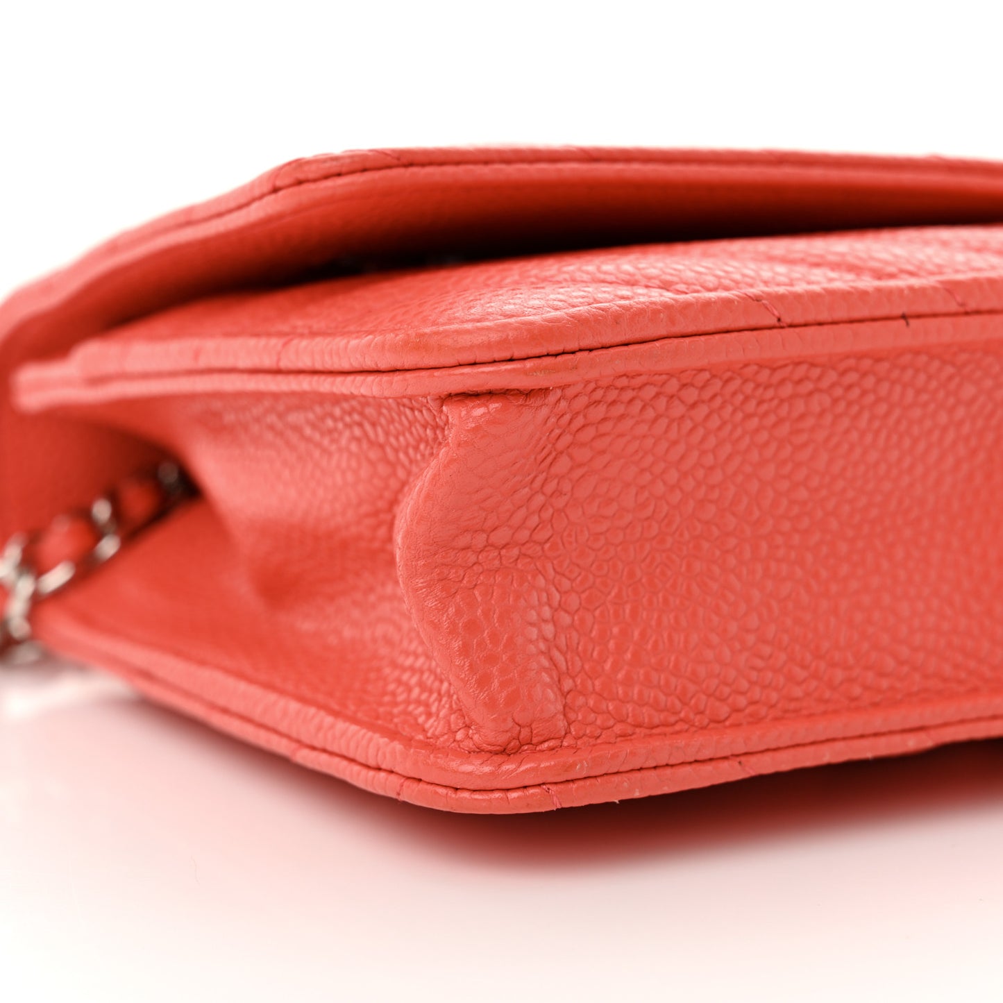 Caviar Chevron Quilted Wallet On Chain WOC Coral