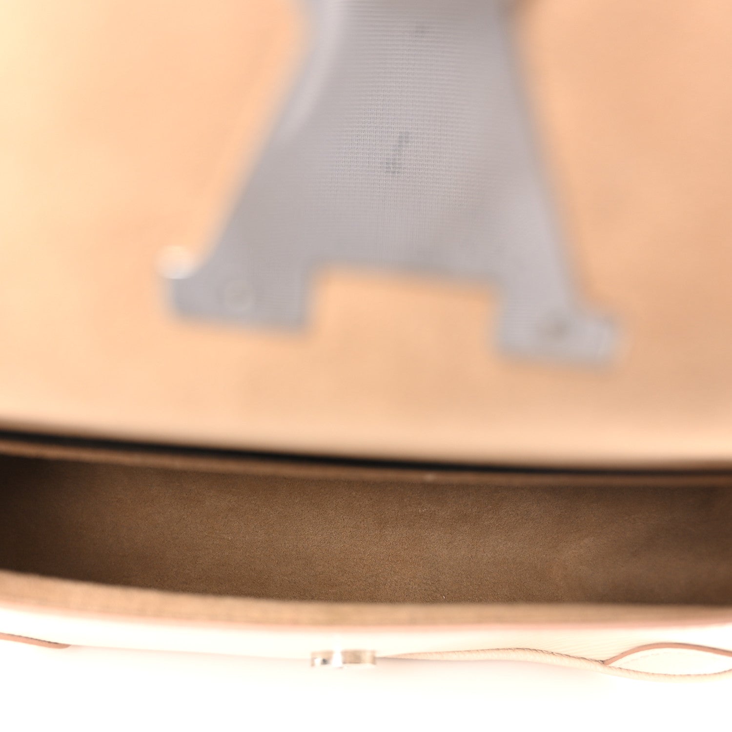 Louis Vuitton Epi Buci Crossbody Quartz 5 of 9