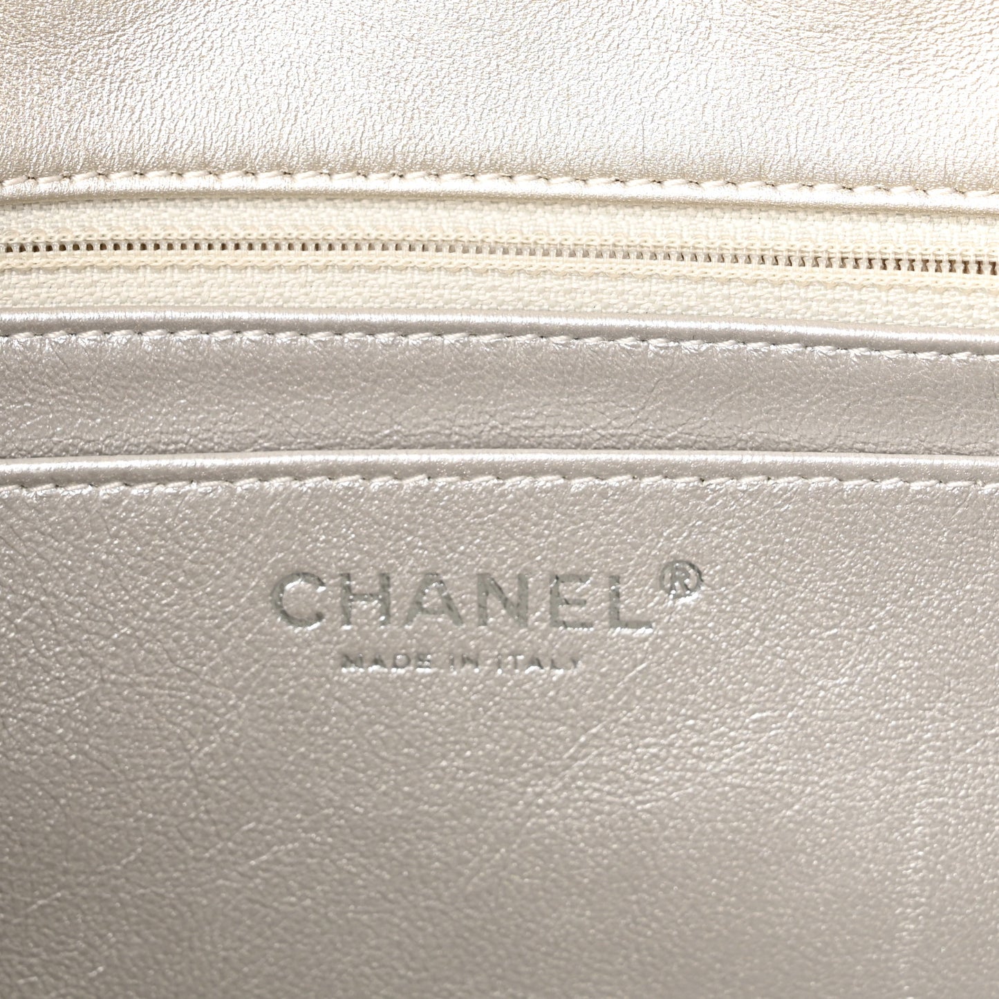 Metallic Calfskin Quilted 2.55 Reissue Clutch Silver