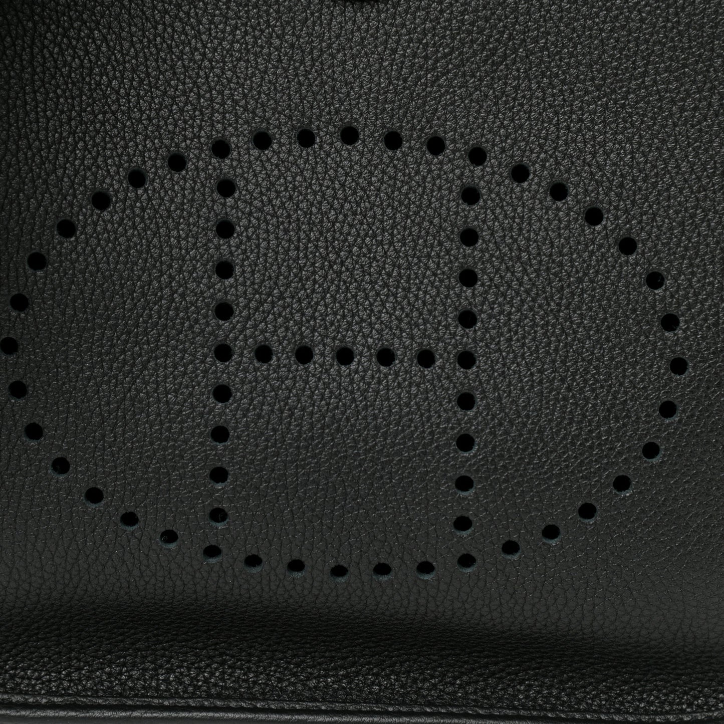 Taurillon Clemence Evelyne III PM Black