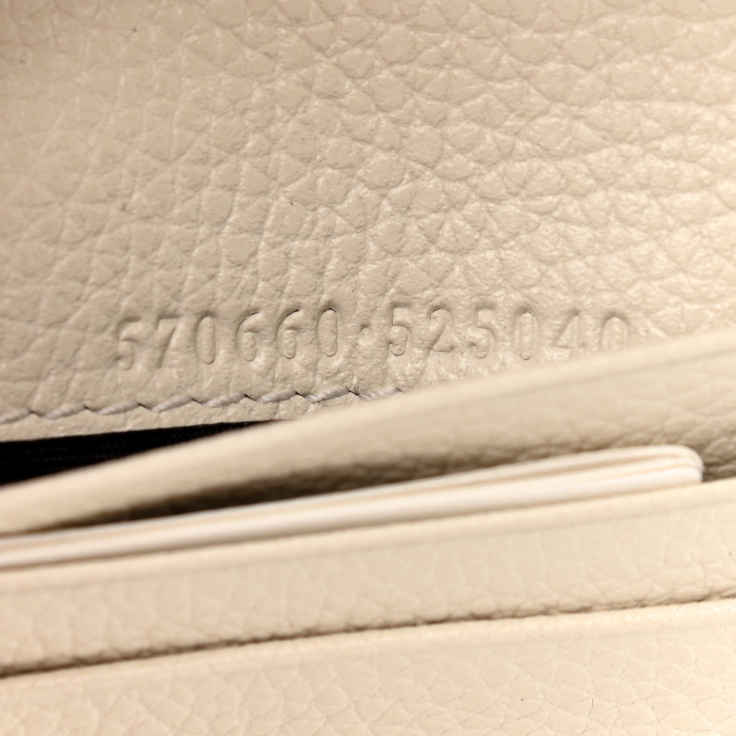 Gucci Grainy Calfskin Zumi Chain Card Case Wallet White 7 of 9
